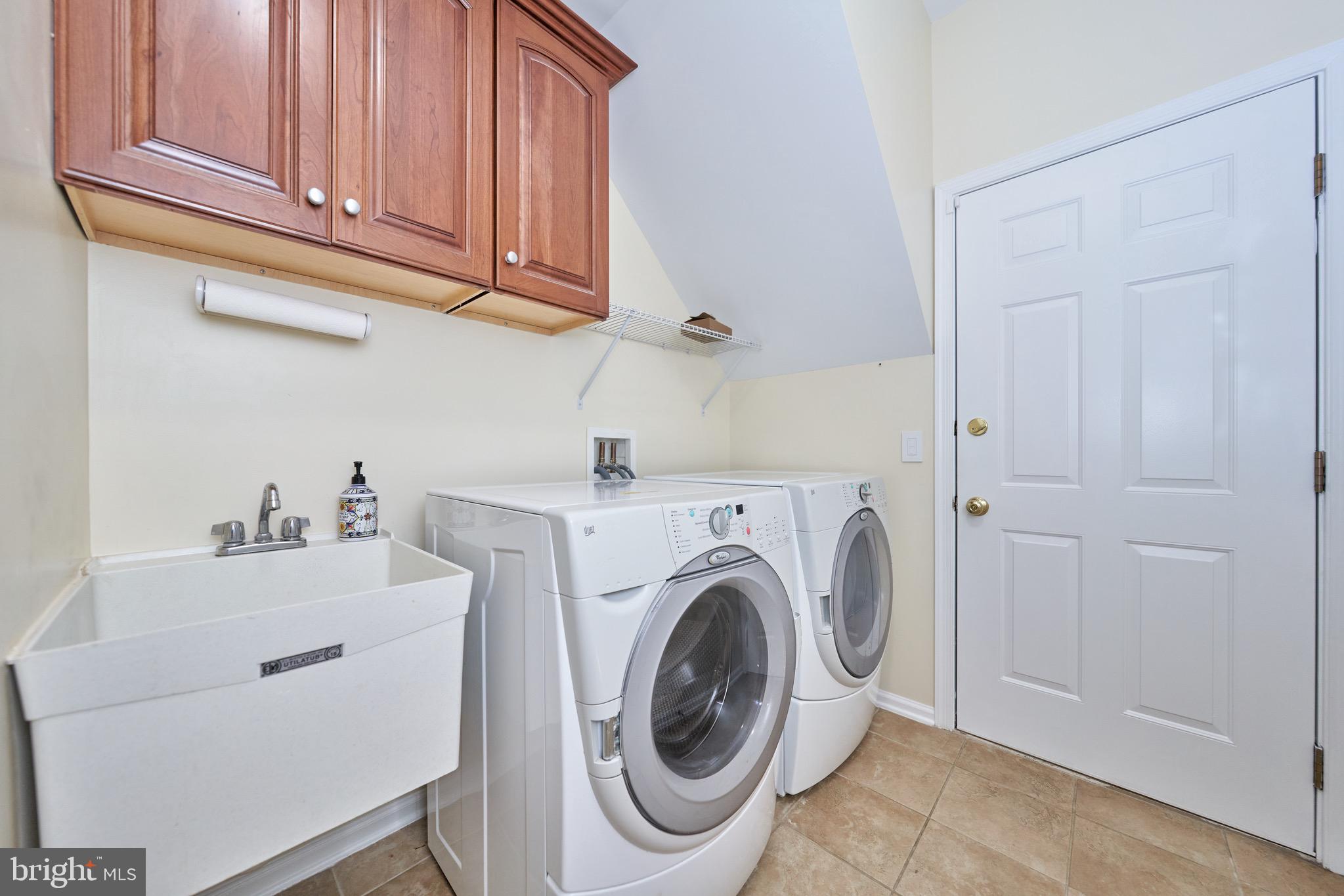 HUNT-BELMONT CNTRY CLUB - Residential