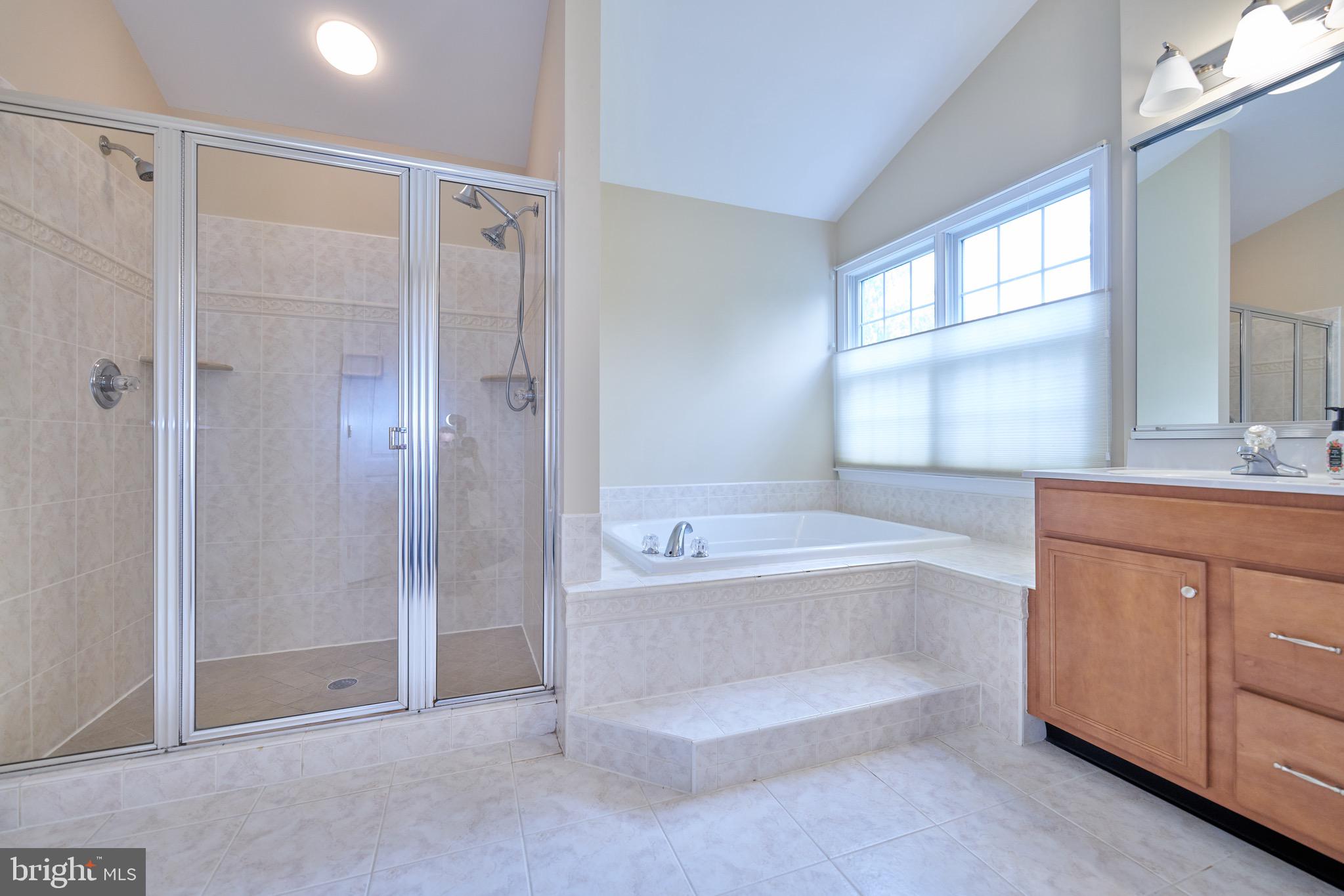 HUNT-BELMONT CNTRY CLUB - Residential