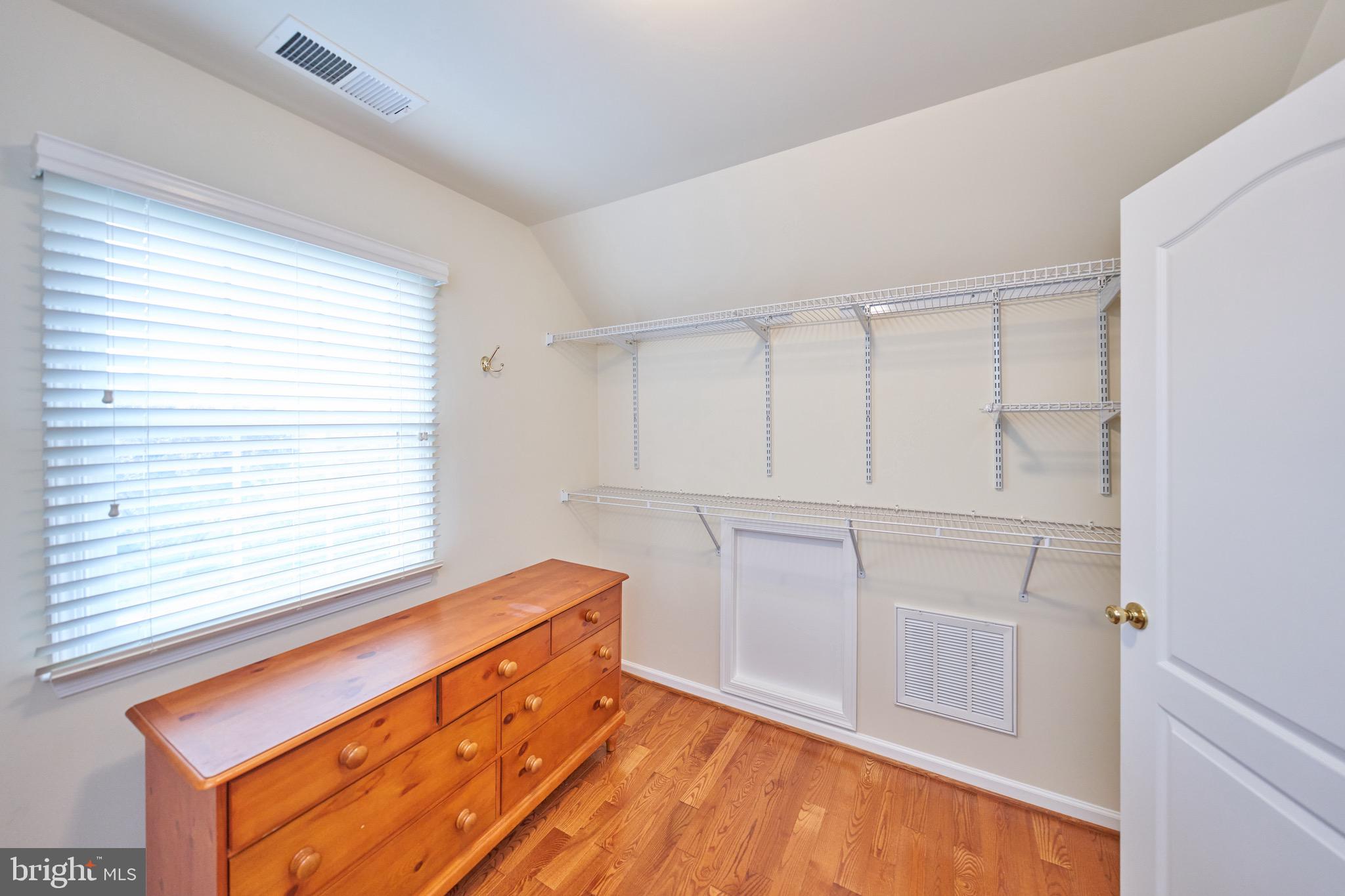 HUNT-BELMONT CNTRY CLUB - Residential