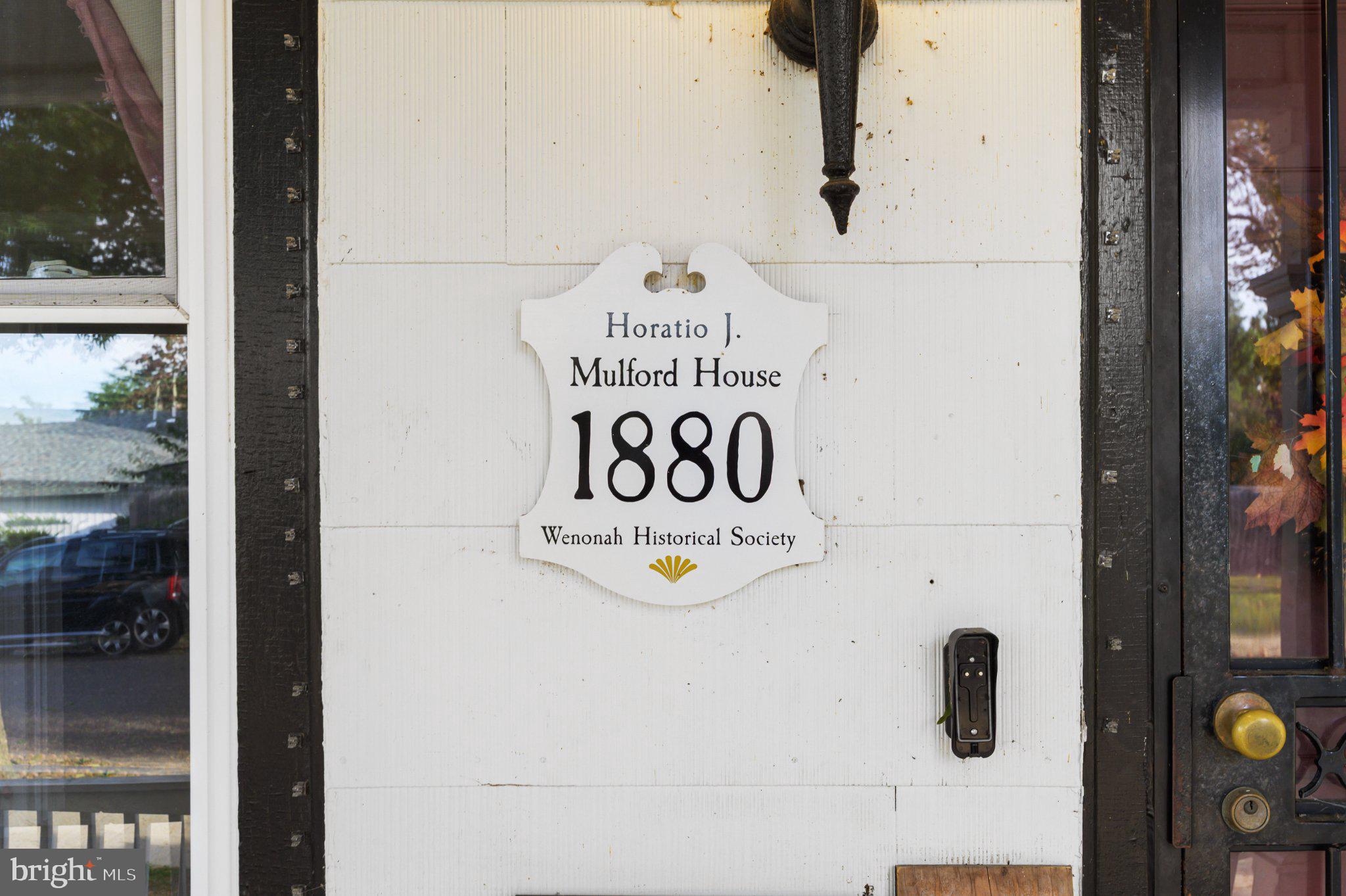 106 E ELM STREET