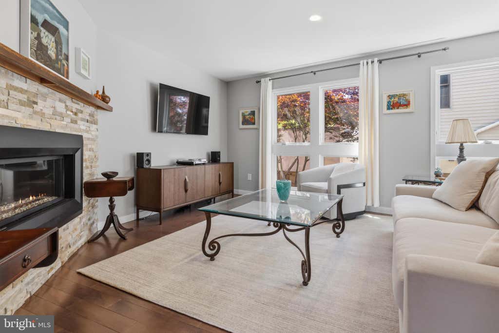 Photo of 808 Carpenter Street #C, PHILADELPHIA, PA 19147 (MLS # PAPH2649396)