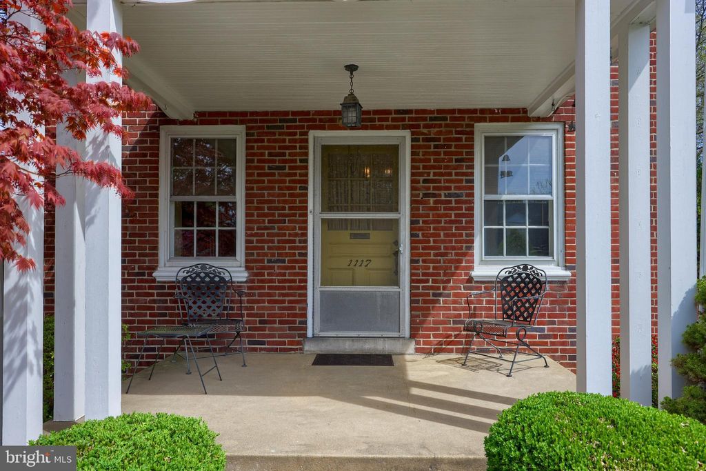 Photo of 1117 W ROSS ST, LANCASTER, PA 17603 (MLS # PALA2033826)