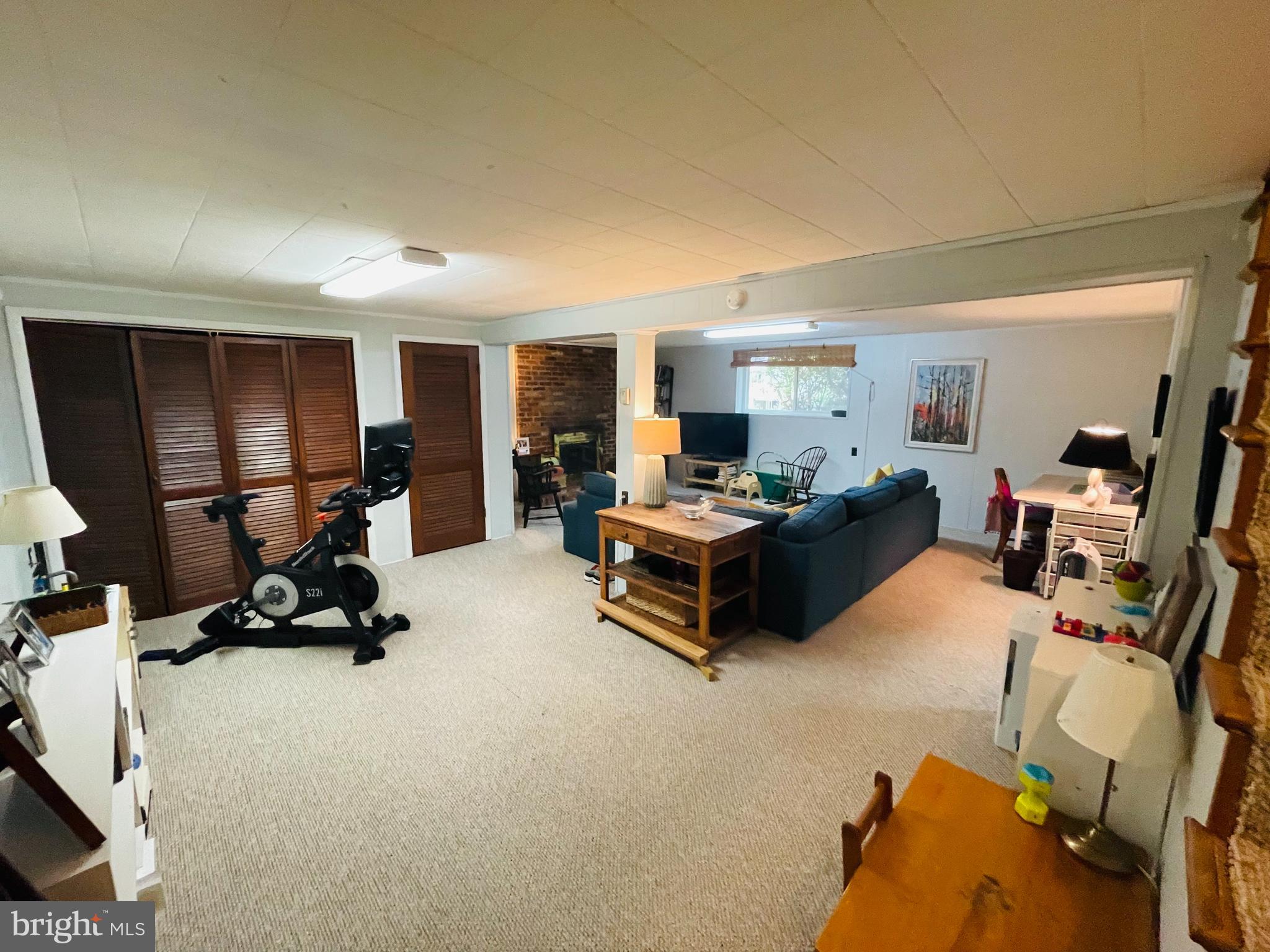 SHADY HILL - Residential Lease