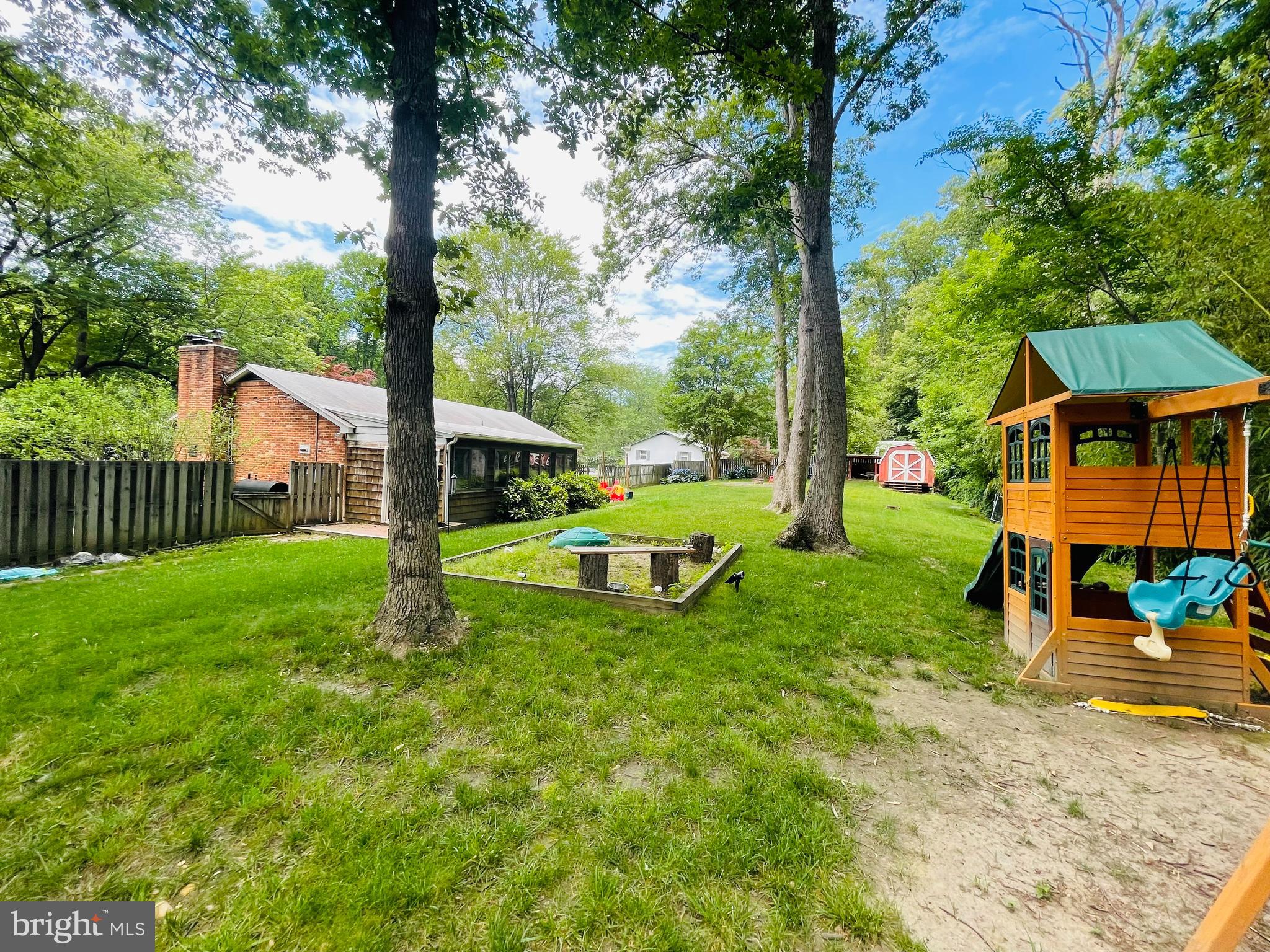 SHADY HILL - Residential Lease