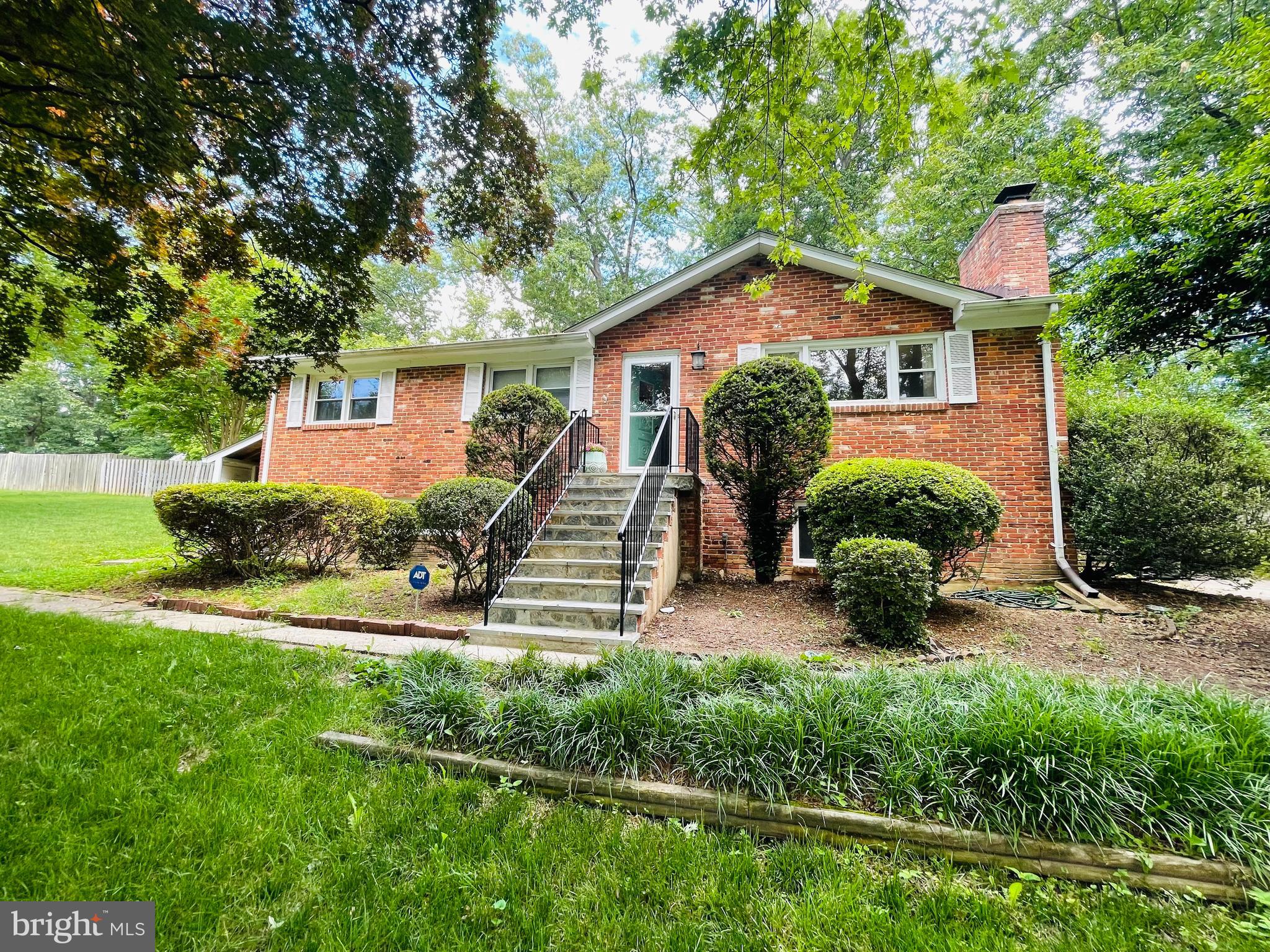 SHADY HILL - Residential Lease