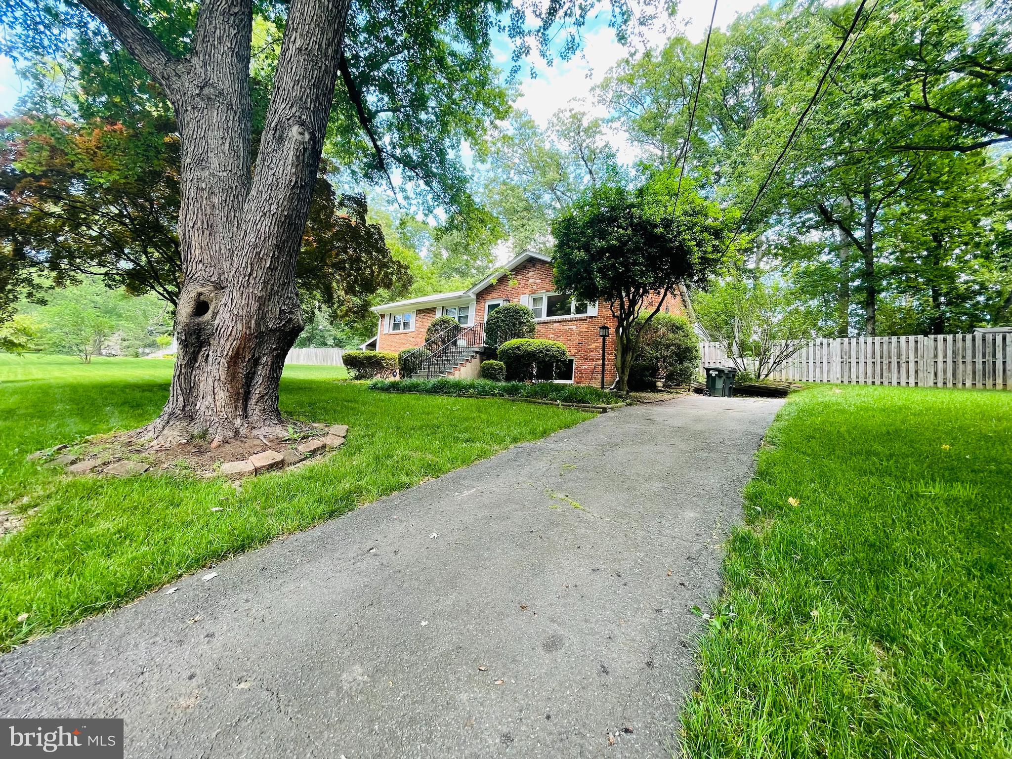 SHADY HILL - Residential Lease