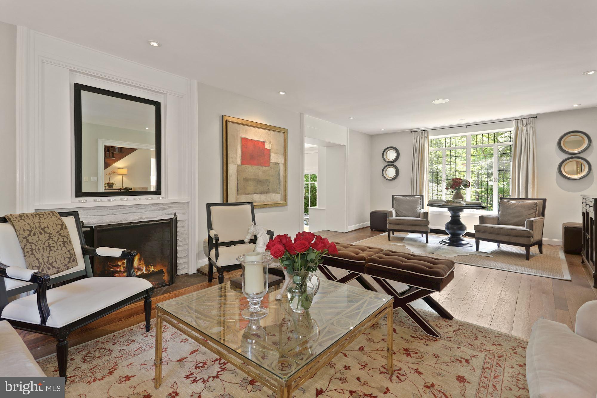 FOREST HILLS - Residential