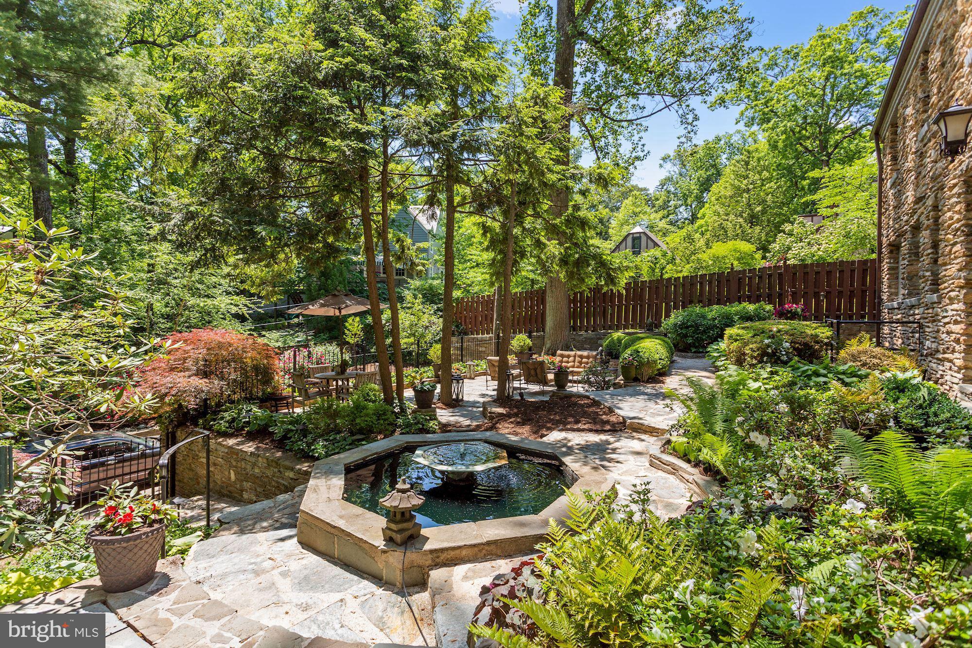 FOREST HILLS - Residential