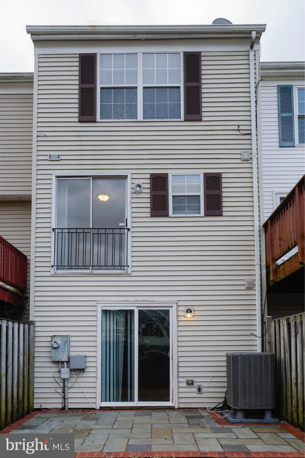 COUNTRYSIDE - Residential Lease