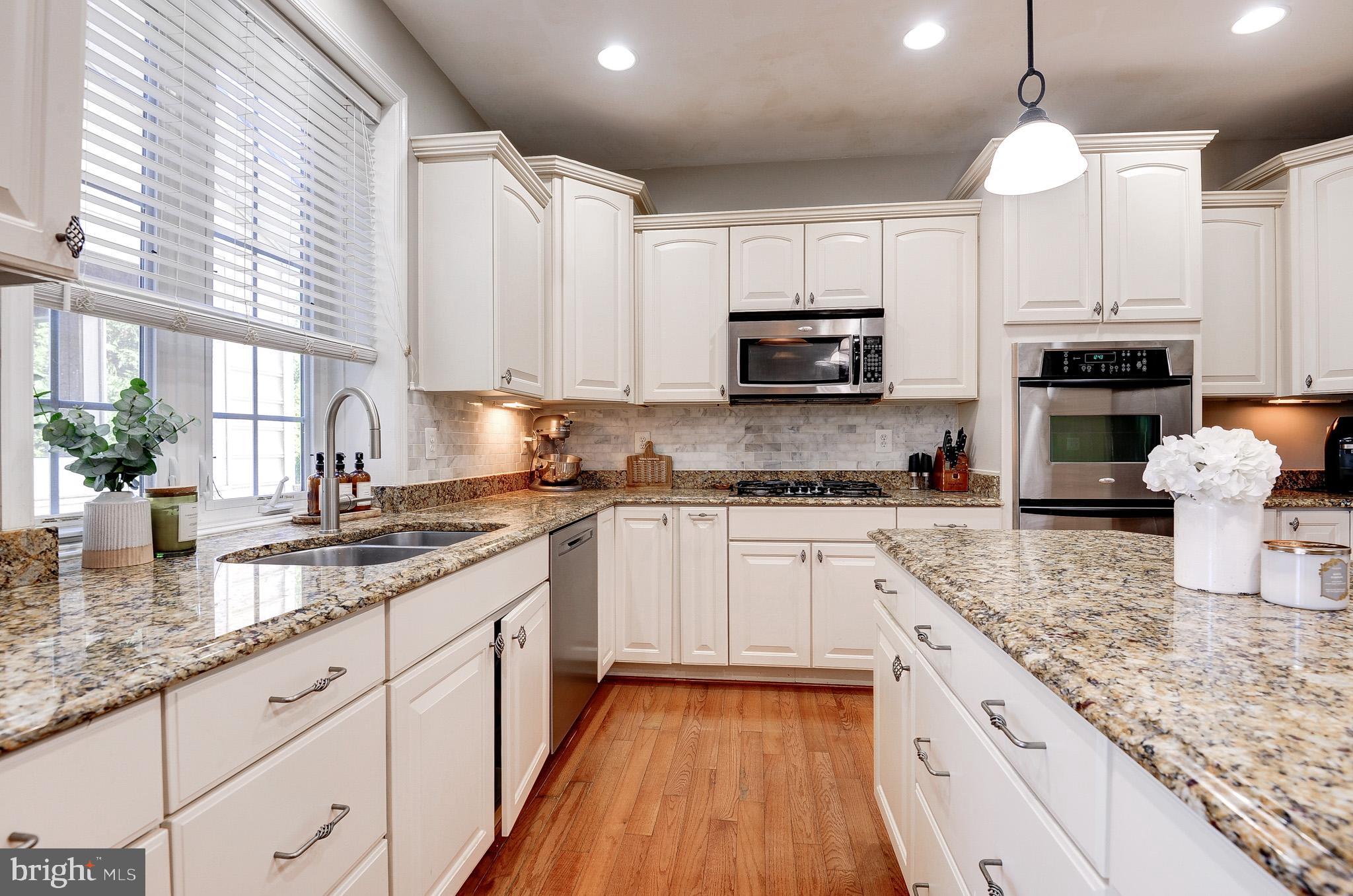 HILLS OF AQUIA - Residential