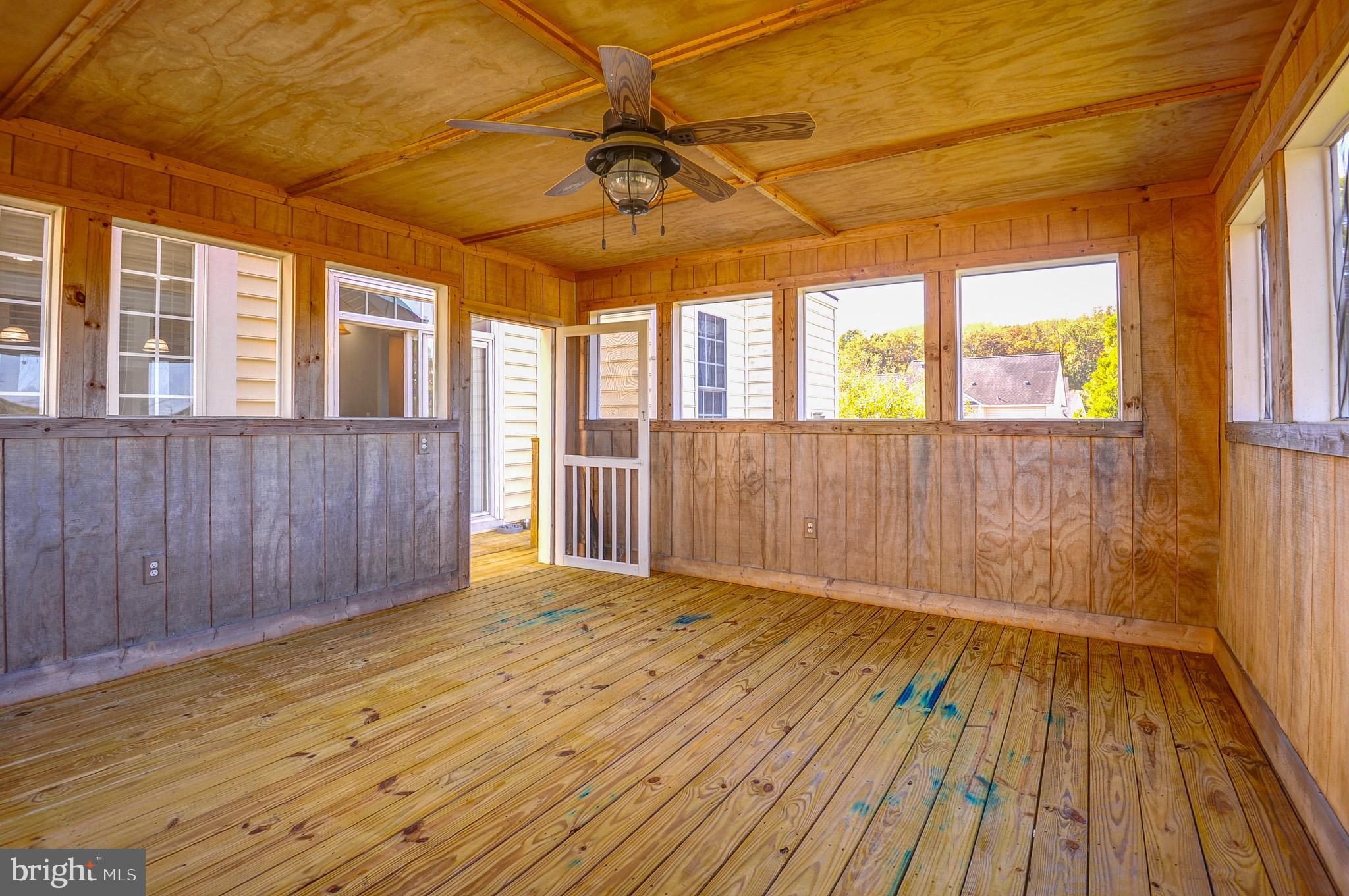 HILLS OF AQUIA - Residential