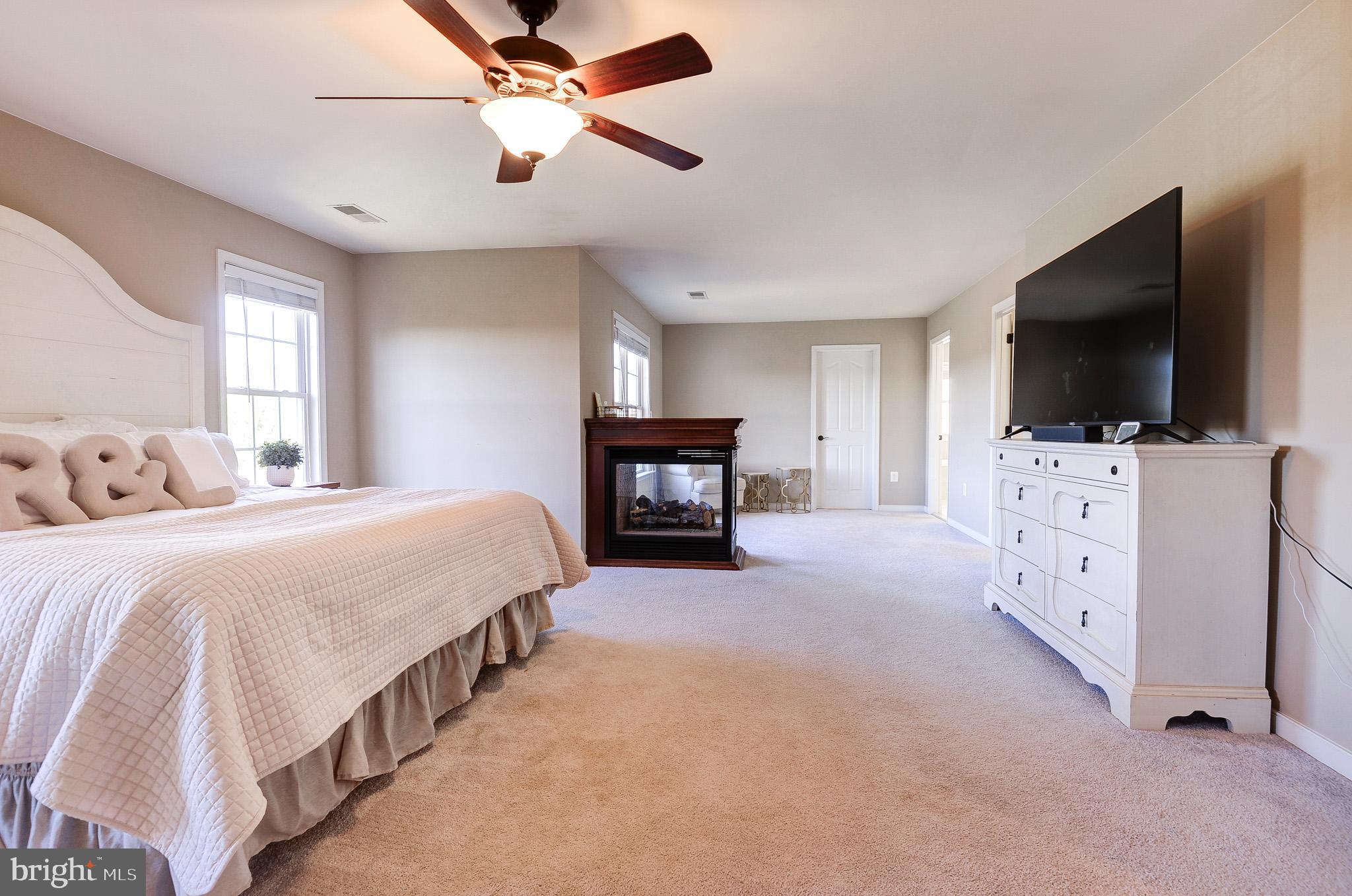 HILLS OF AQUIA - Residential