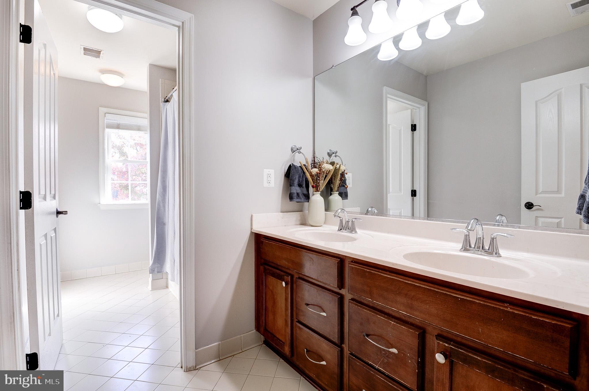 HILLS OF AQUIA - Residential