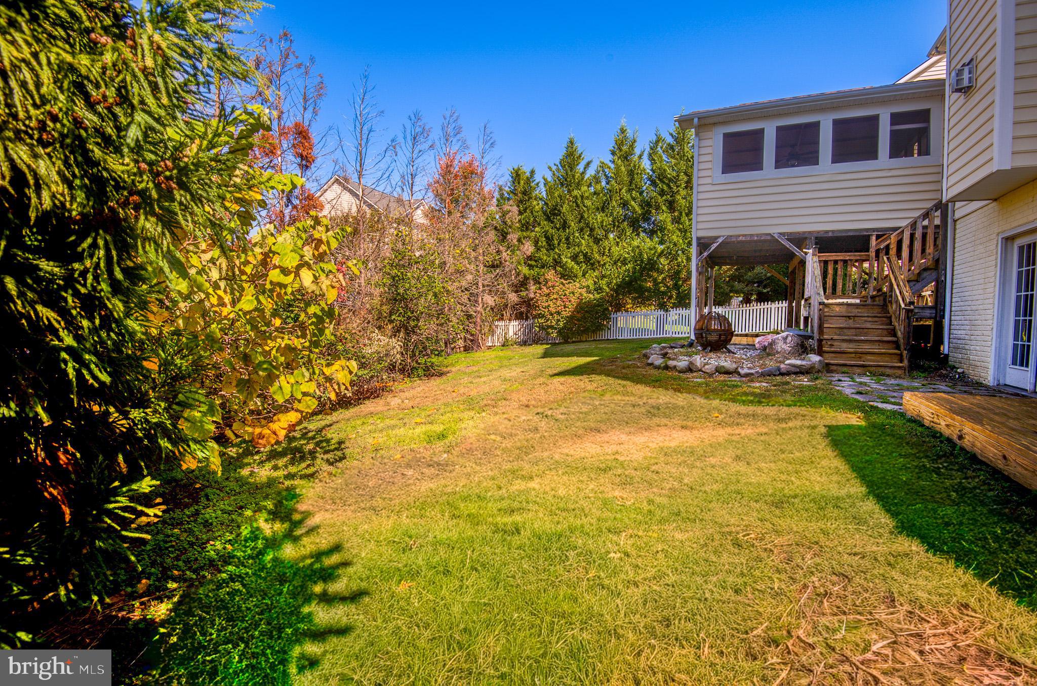 HILLS OF AQUIA - Residential