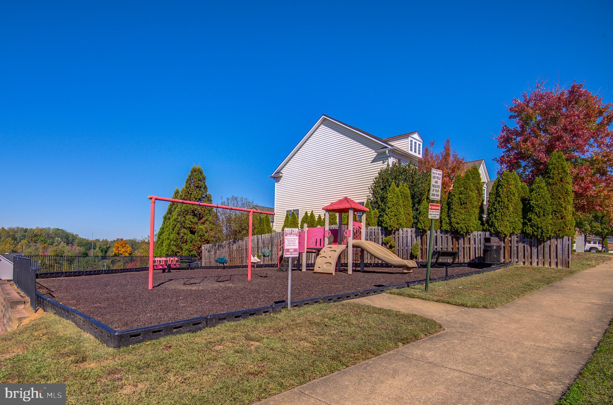 HILLS OF AQUIA - Residential