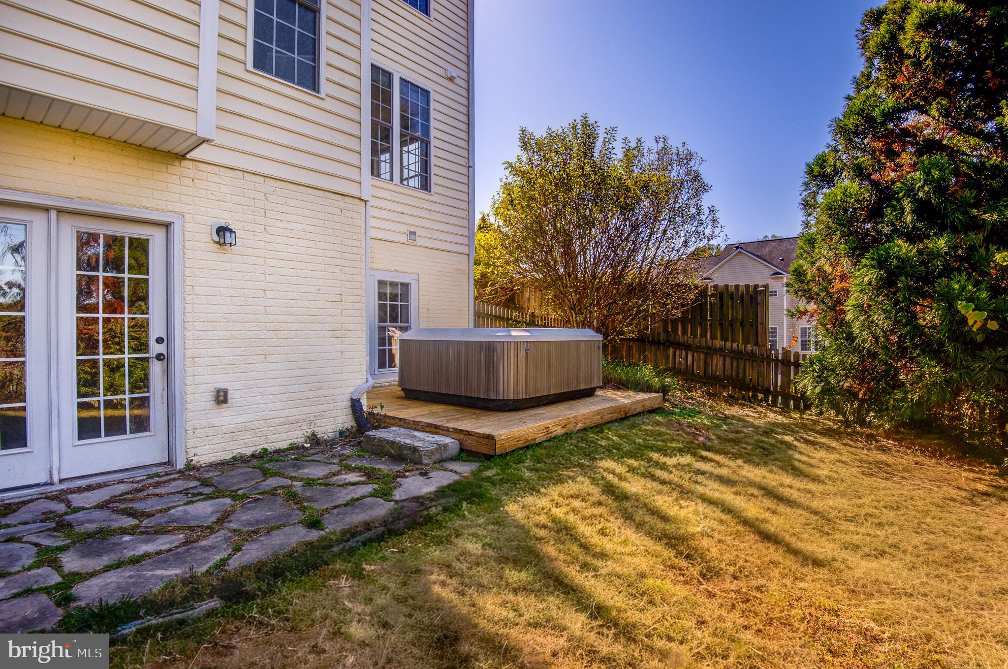 HILLS OF AQUIA - Residential