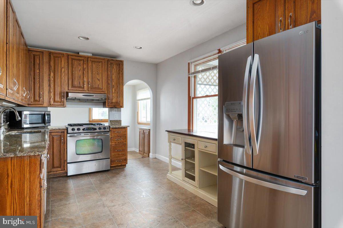 MARLYN MANOR - Residential