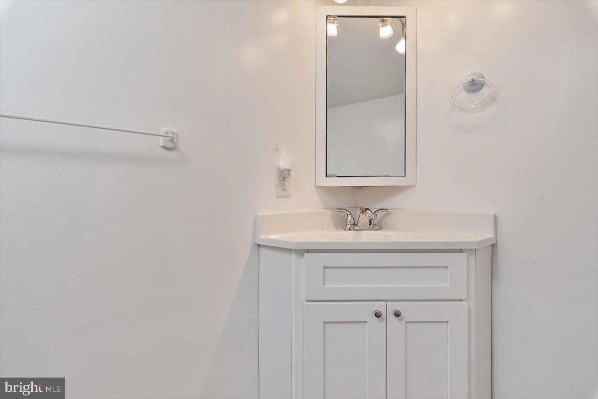 MARLYN MANOR - Residential