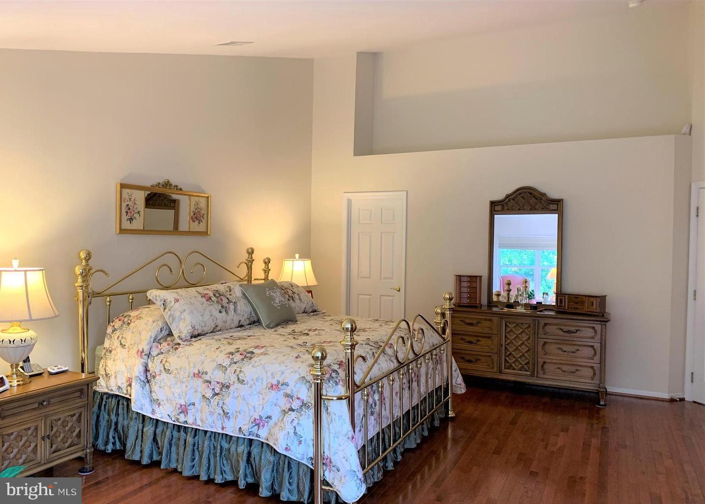 TOWNES OF MANCHESTER WOODS - Residential Lease