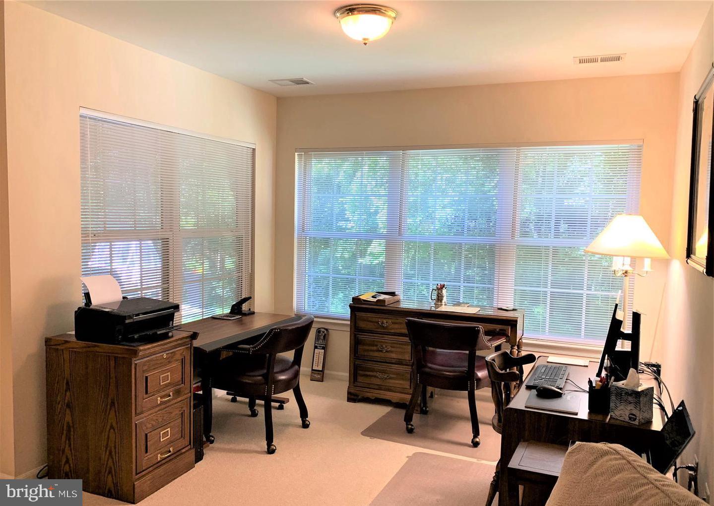 TOWNES OF MANCHESTER WOODS - Residential Lease