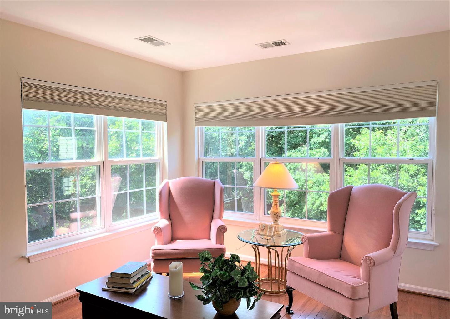 TOWNES OF MANCHESTER WOODS - Residential Lease