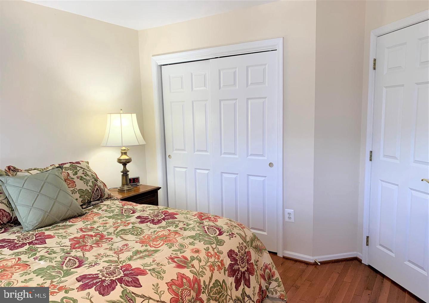 TOWNES OF MANCHESTER WOODS - Residential Lease