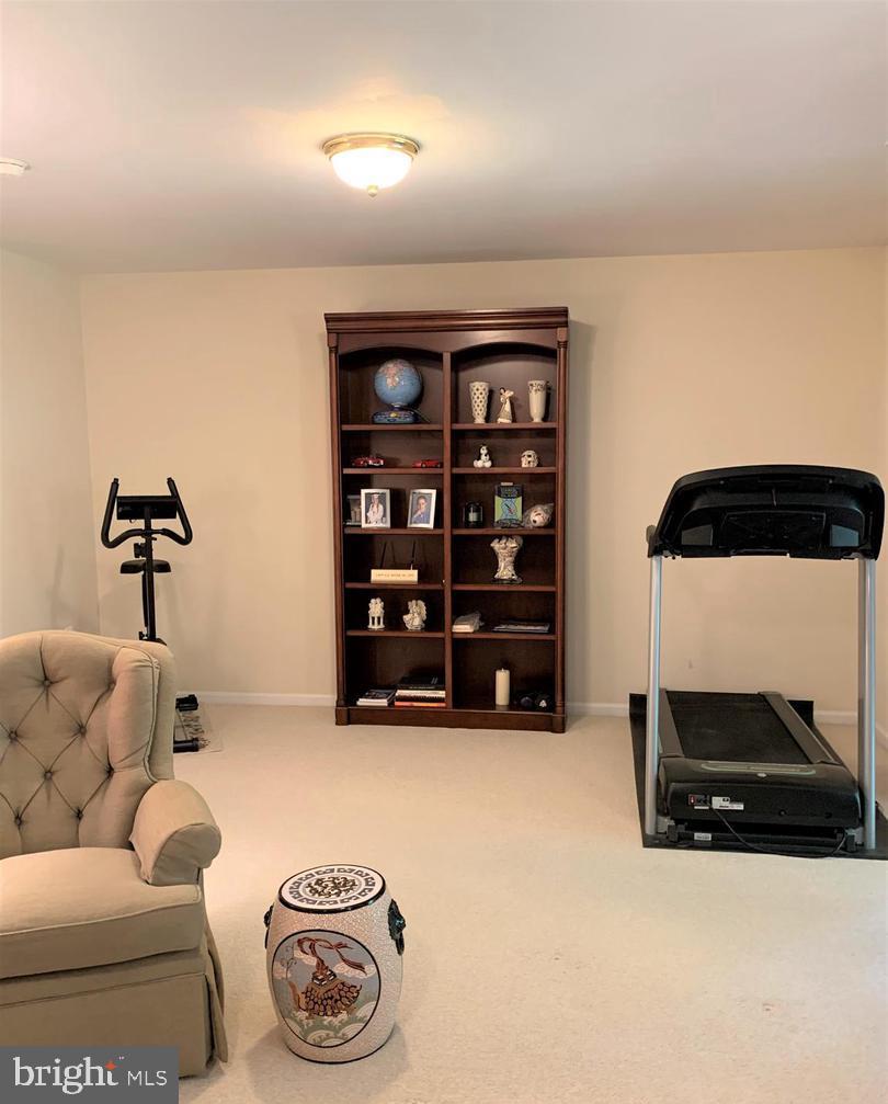 TOWNES OF MANCHESTER WOODS - Residential Lease