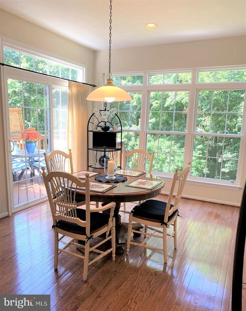 TOWNES OF MANCHESTER WOODS - Residential Lease