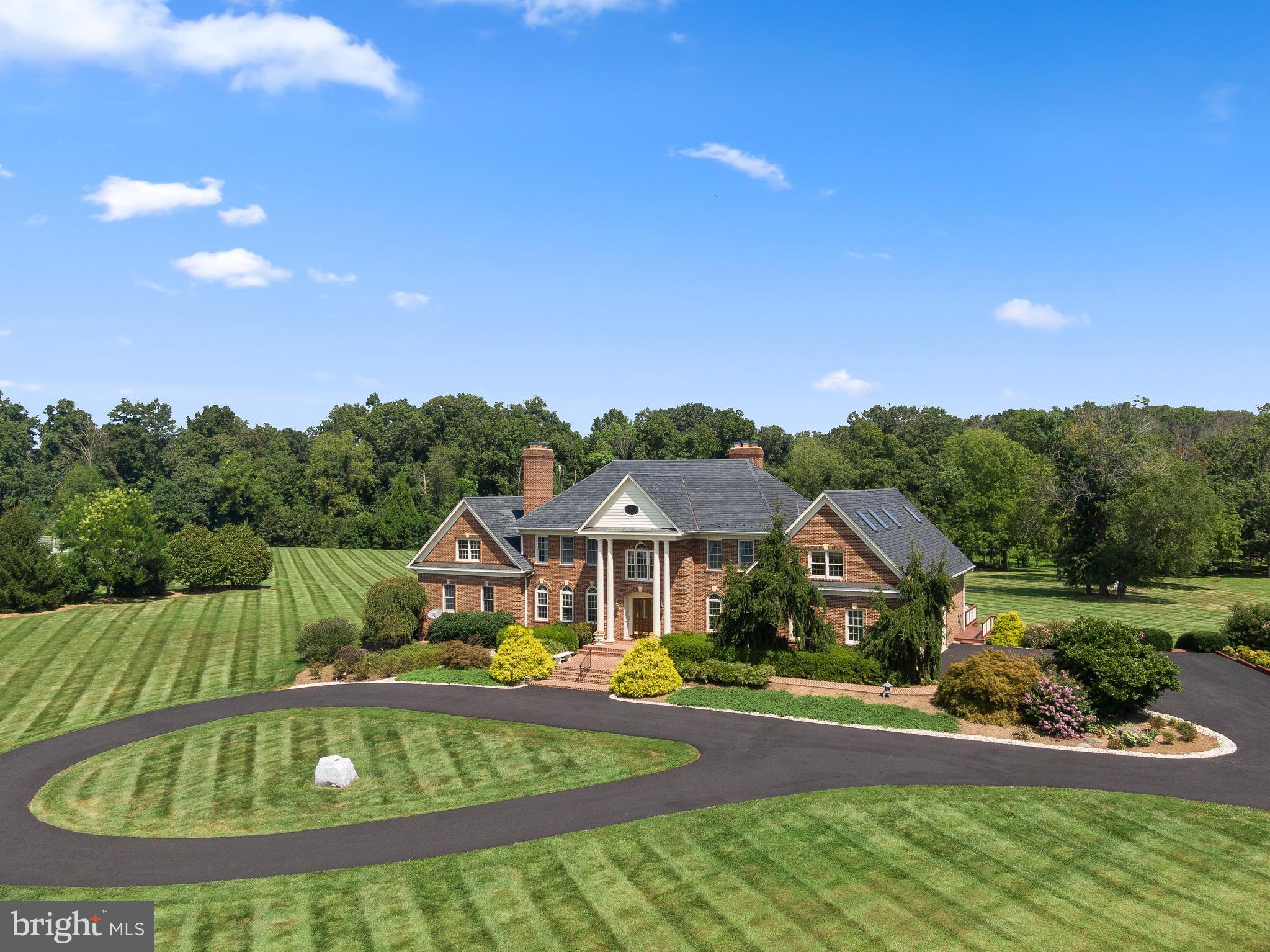 CHESWICK - Residential