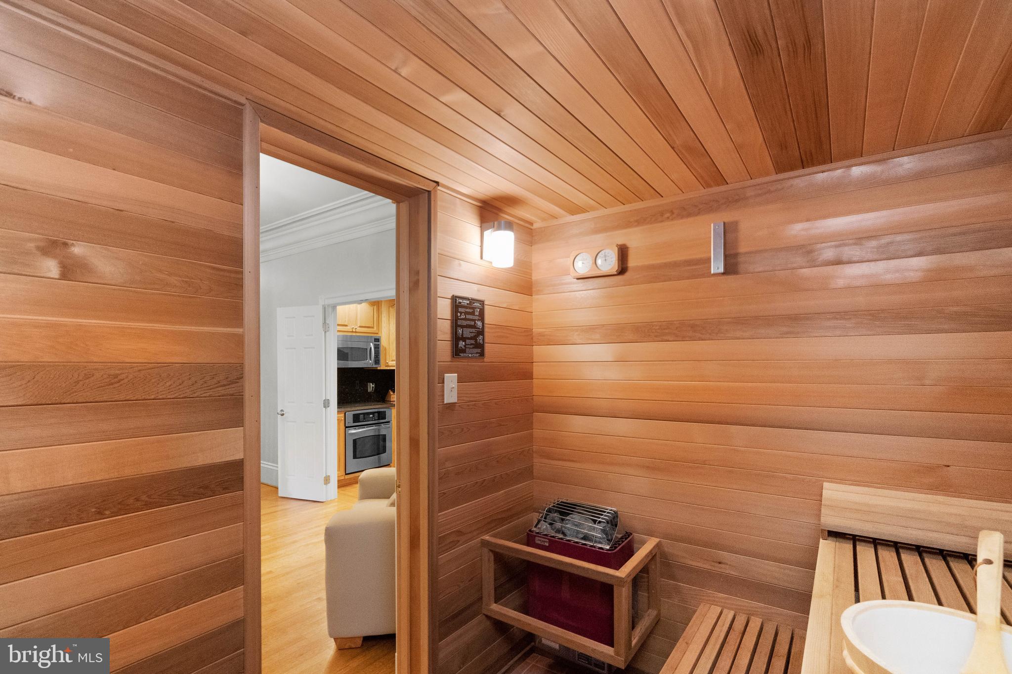 CHESWICK - Residential