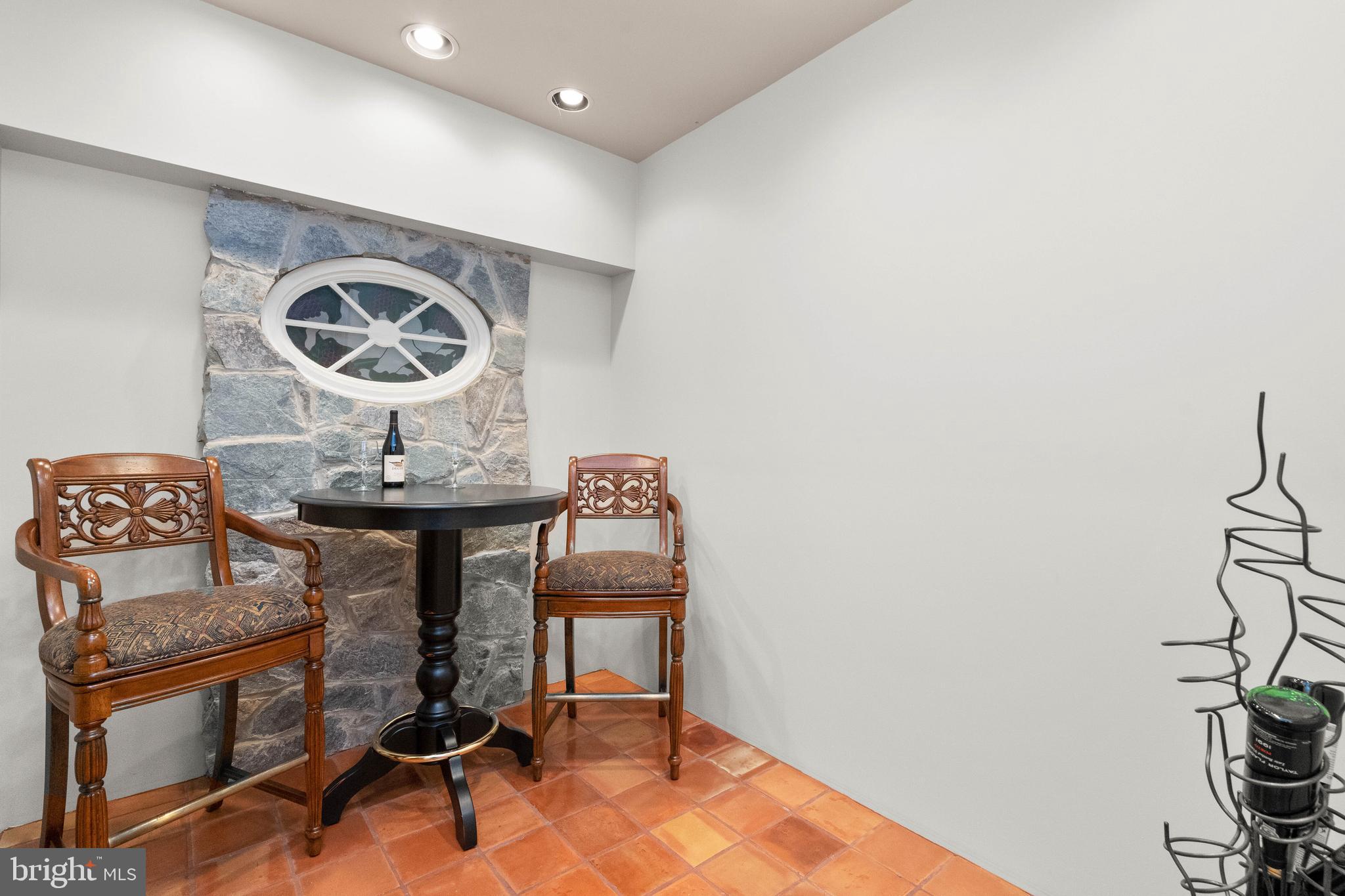 CHESWICK - Residential