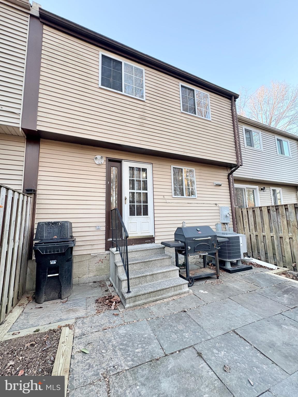 NEWINGTON FOREST - Residential Lease