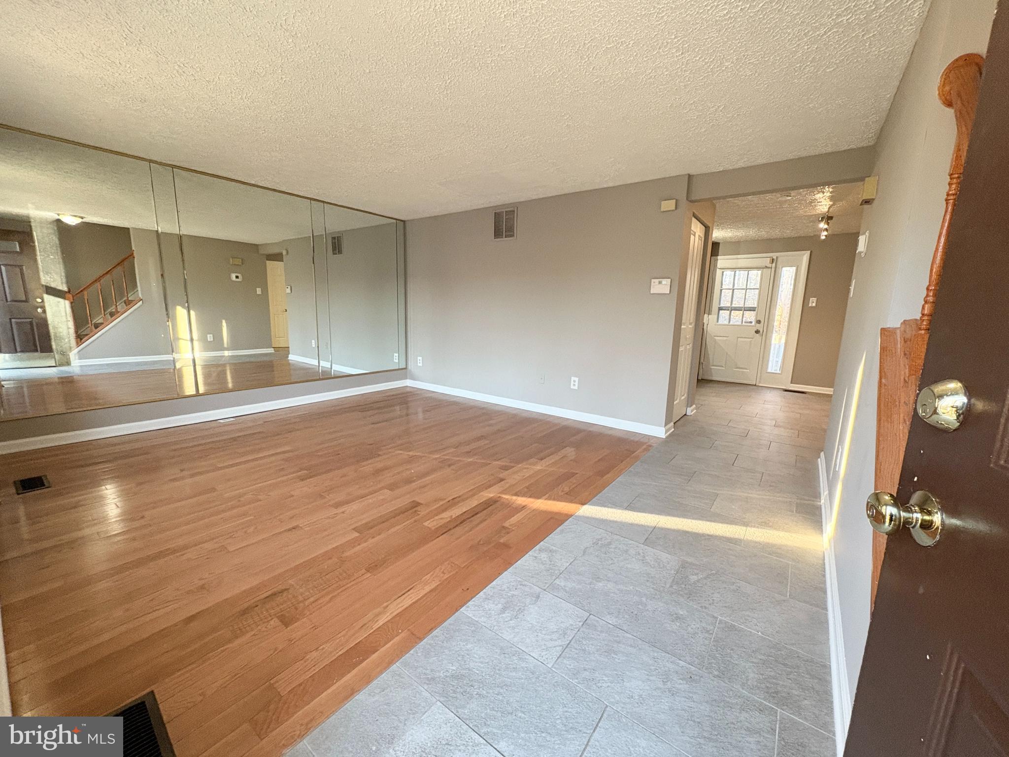 NEWINGTON FOREST - Residential Lease