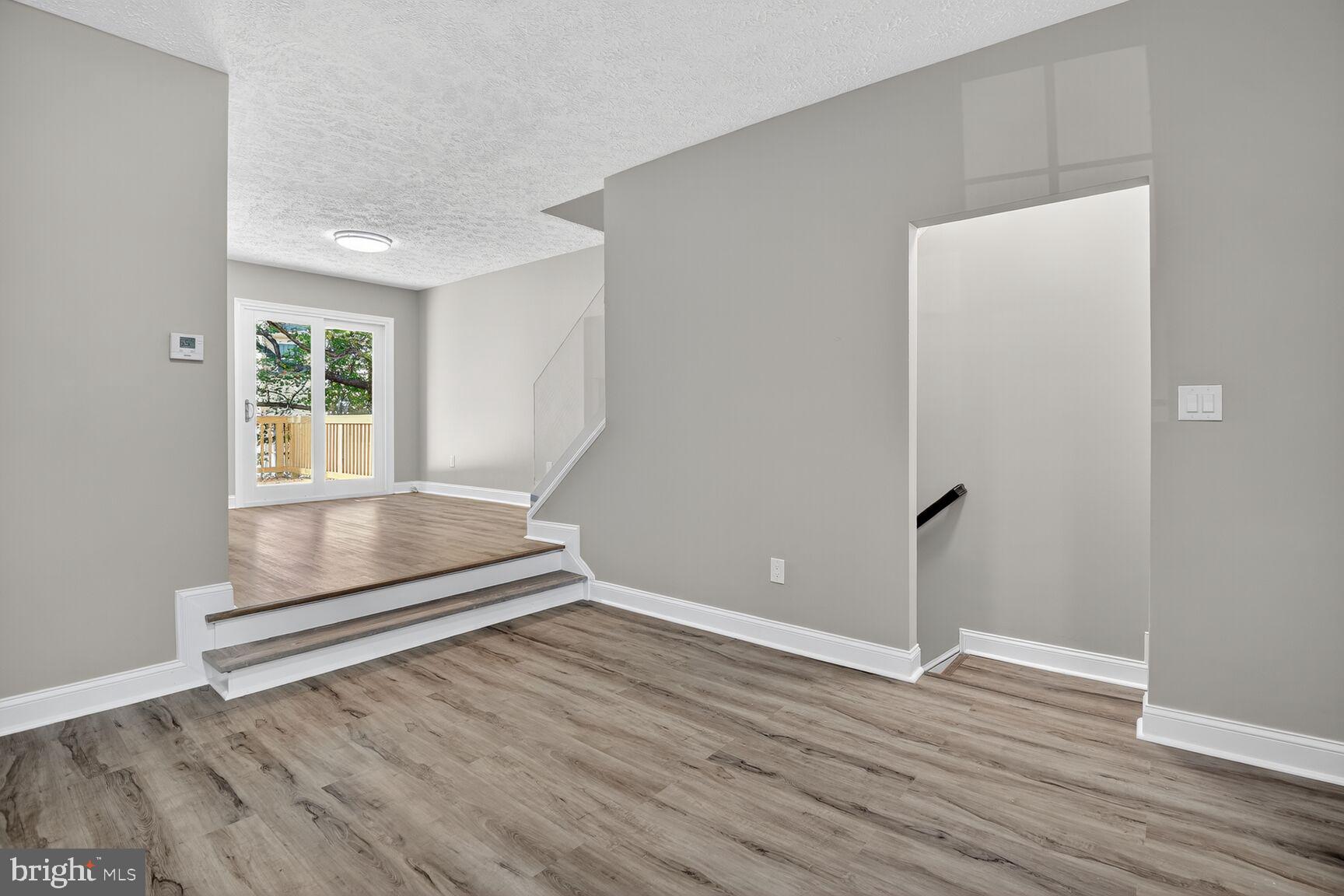 FERNSHIRE FARMS - Residential