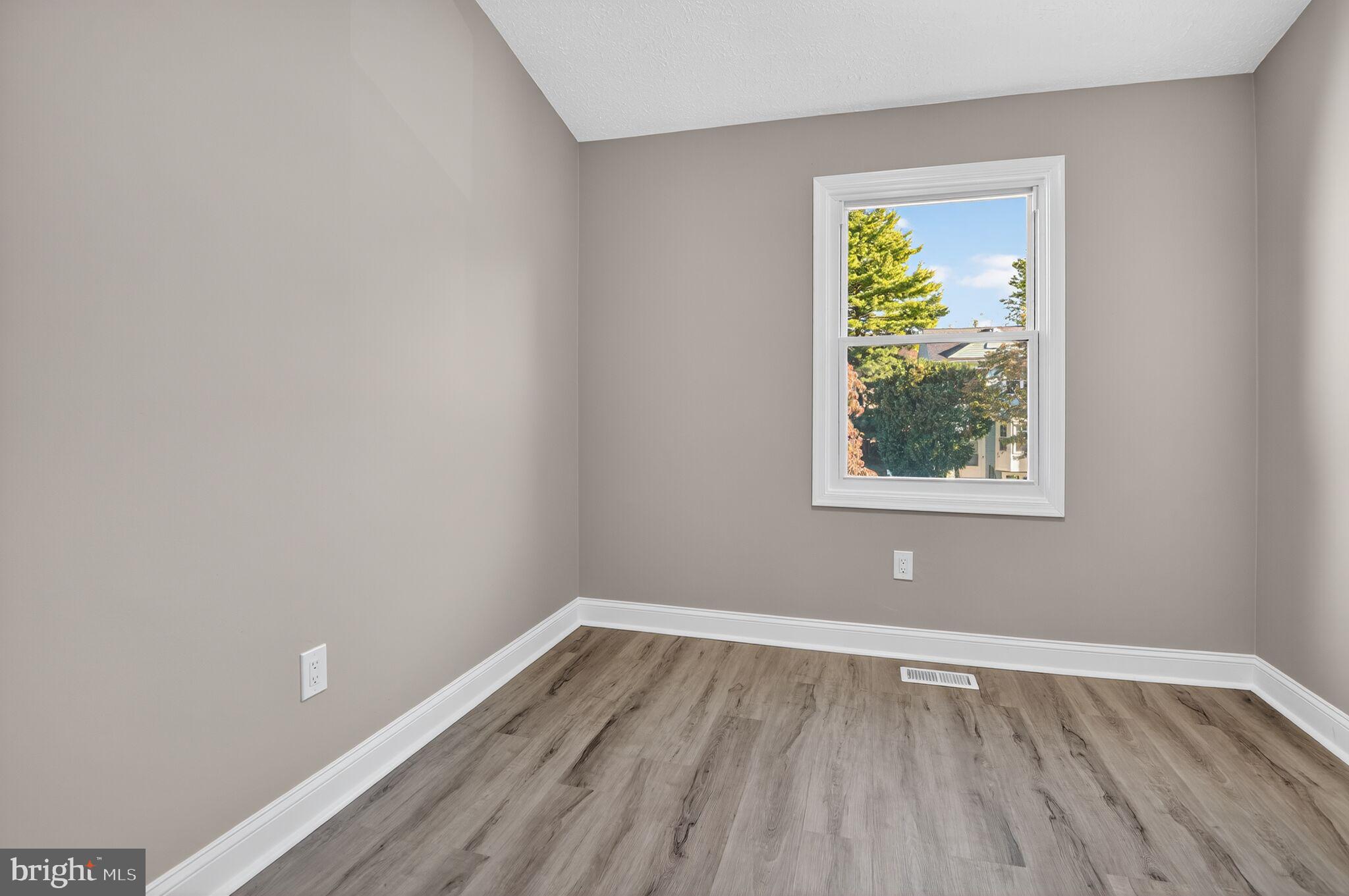 FERNSHIRE FARMS - Residential