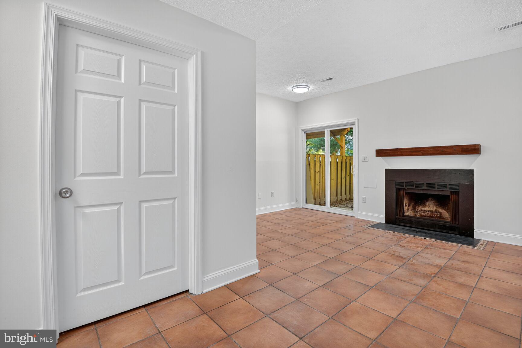 FERNSHIRE FARMS - Residential