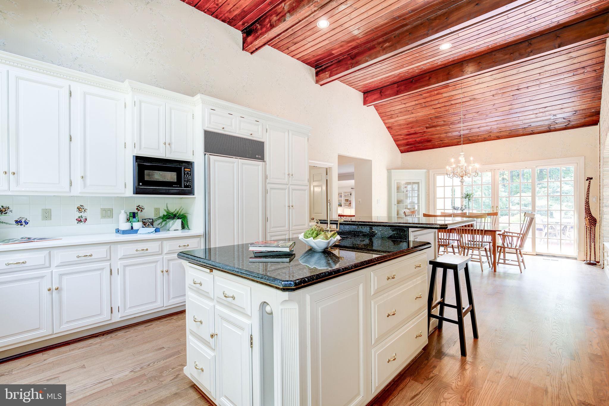 WILLIAMSBURG GARDENS - Residential