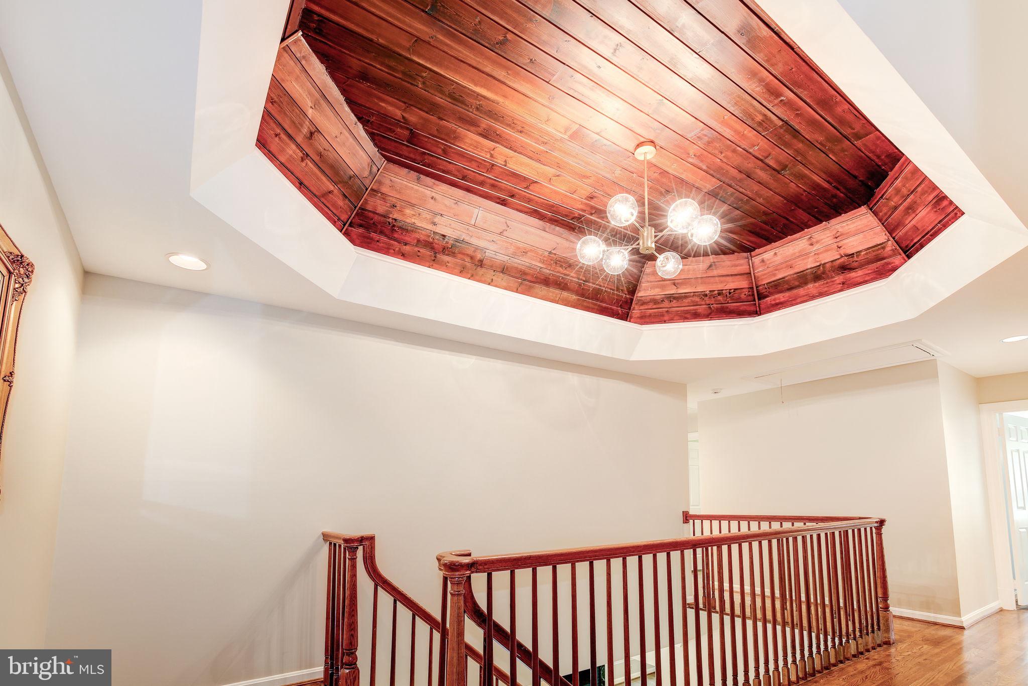 WILLIAMSBURG GARDENS - Residential