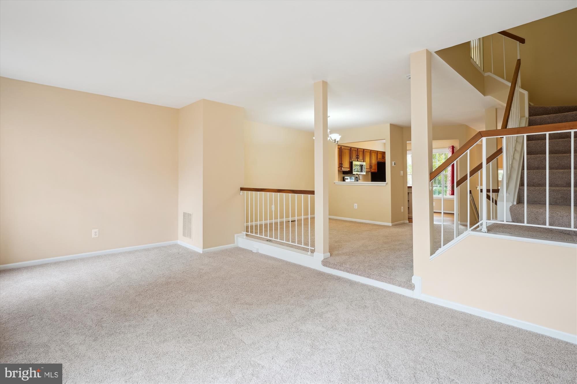 THE REACH - Residential