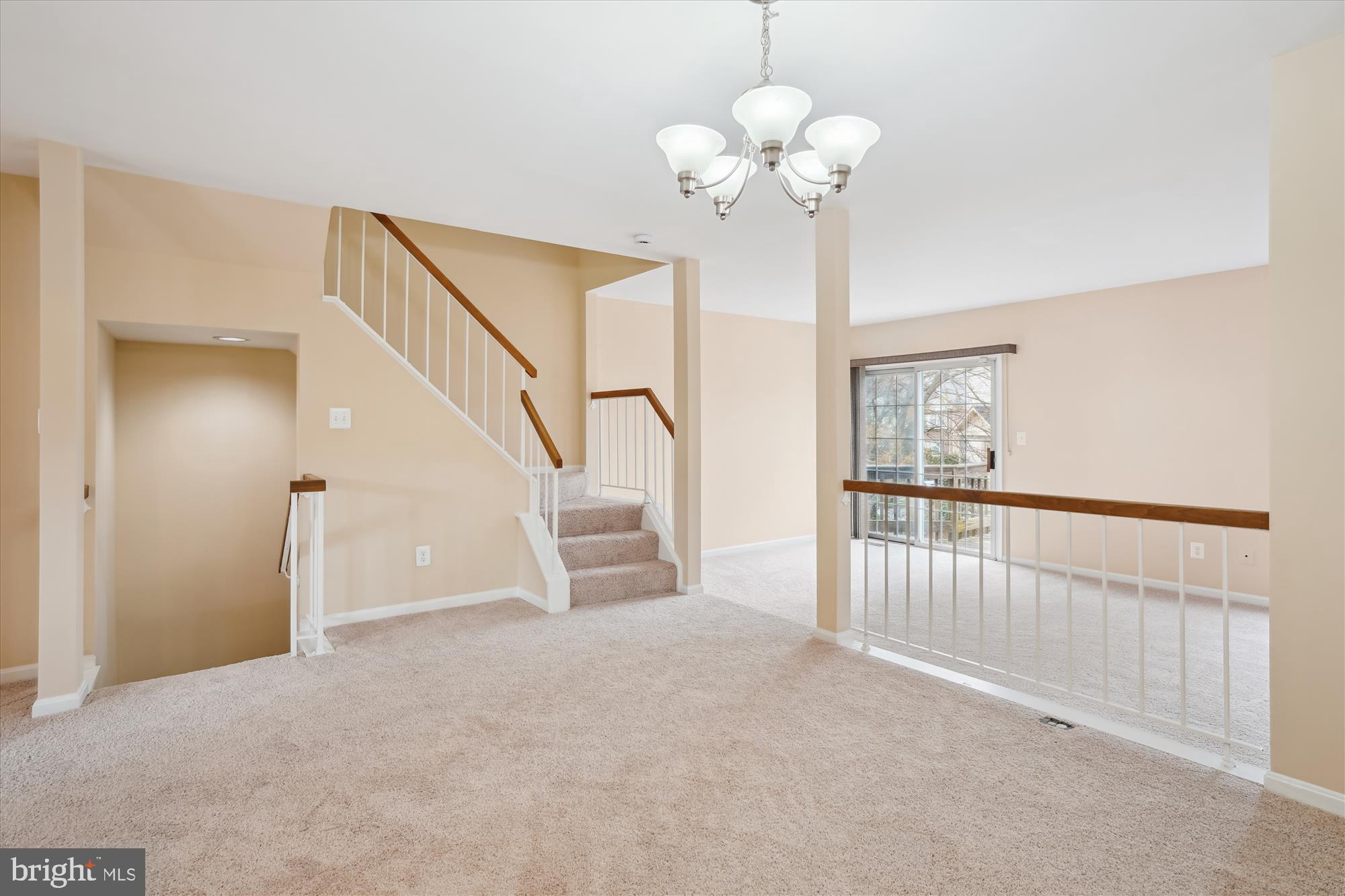 THE REACH - Residential