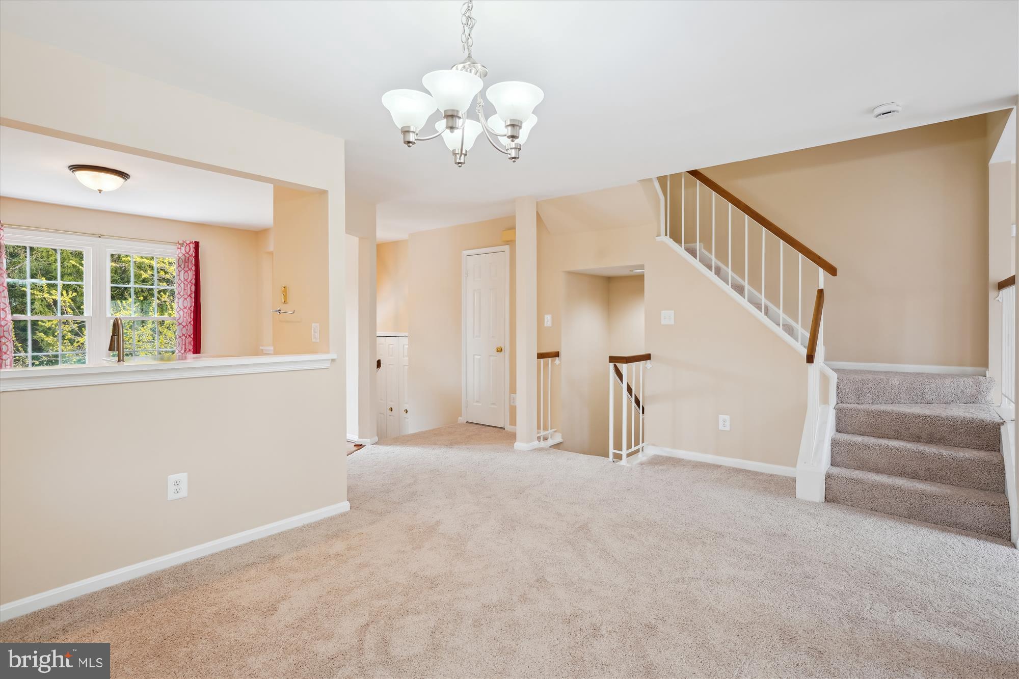 THE REACH - Residential