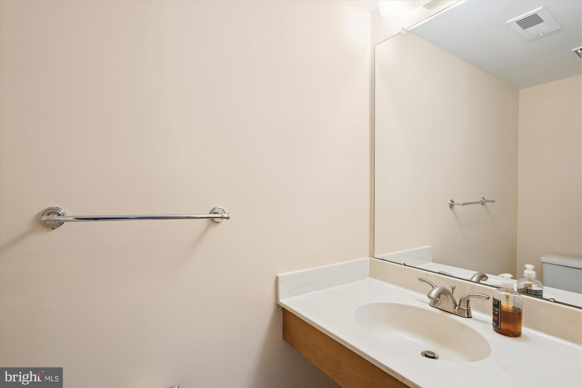 THE REACH - Residential