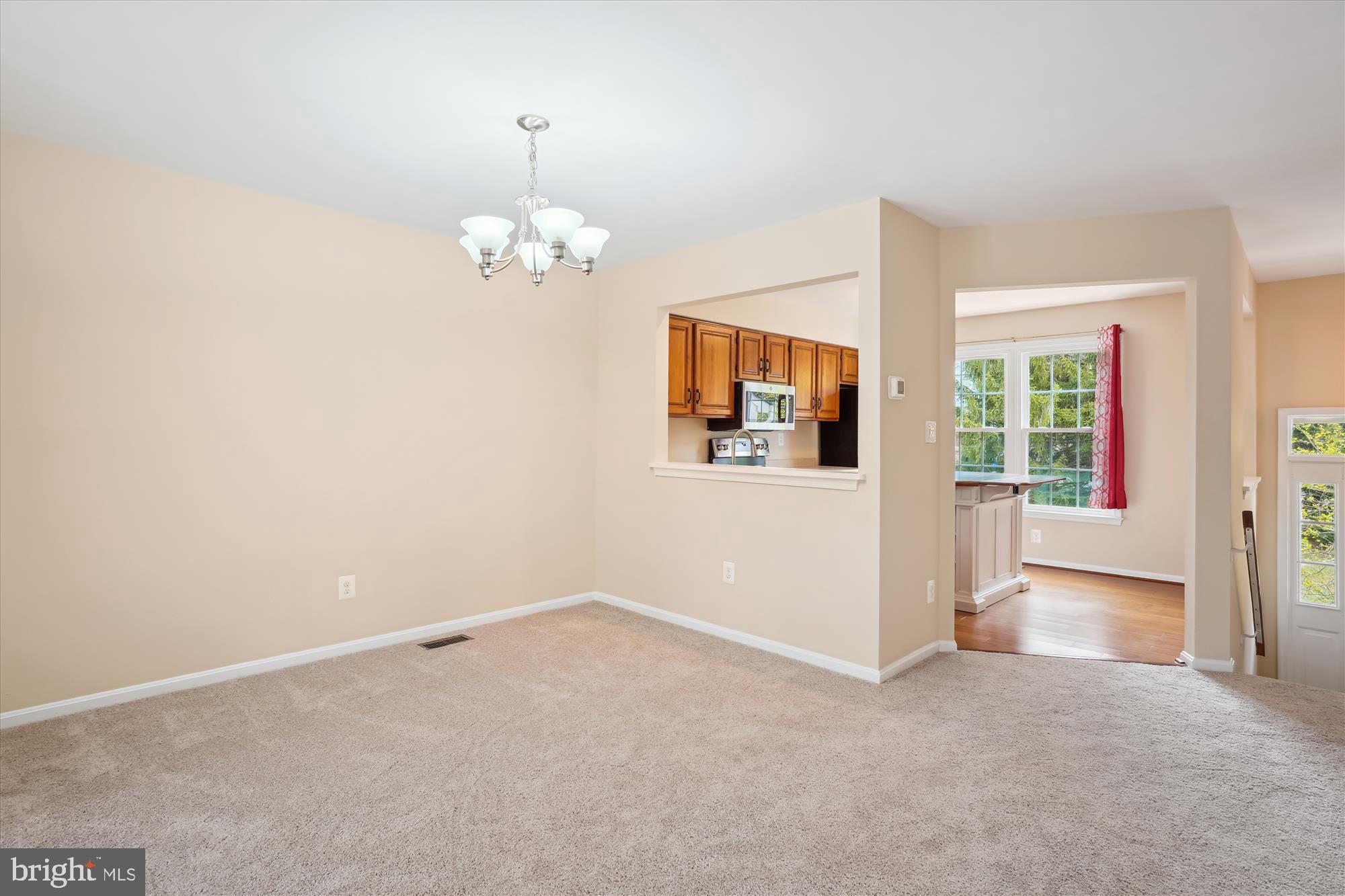 THE REACH - Residential