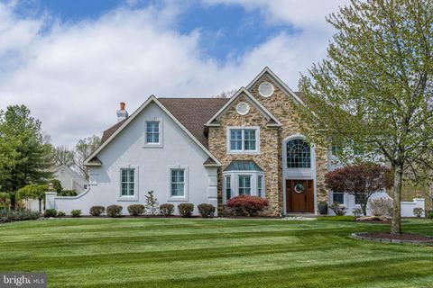 Photo of 7637 Longwood Drive, OREFIELD, PA 18069 (MLS # PALH2015254)