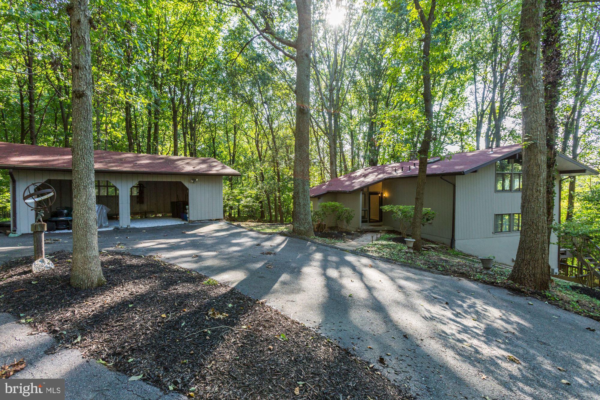 CLARKSVILLE HUNT - Residential