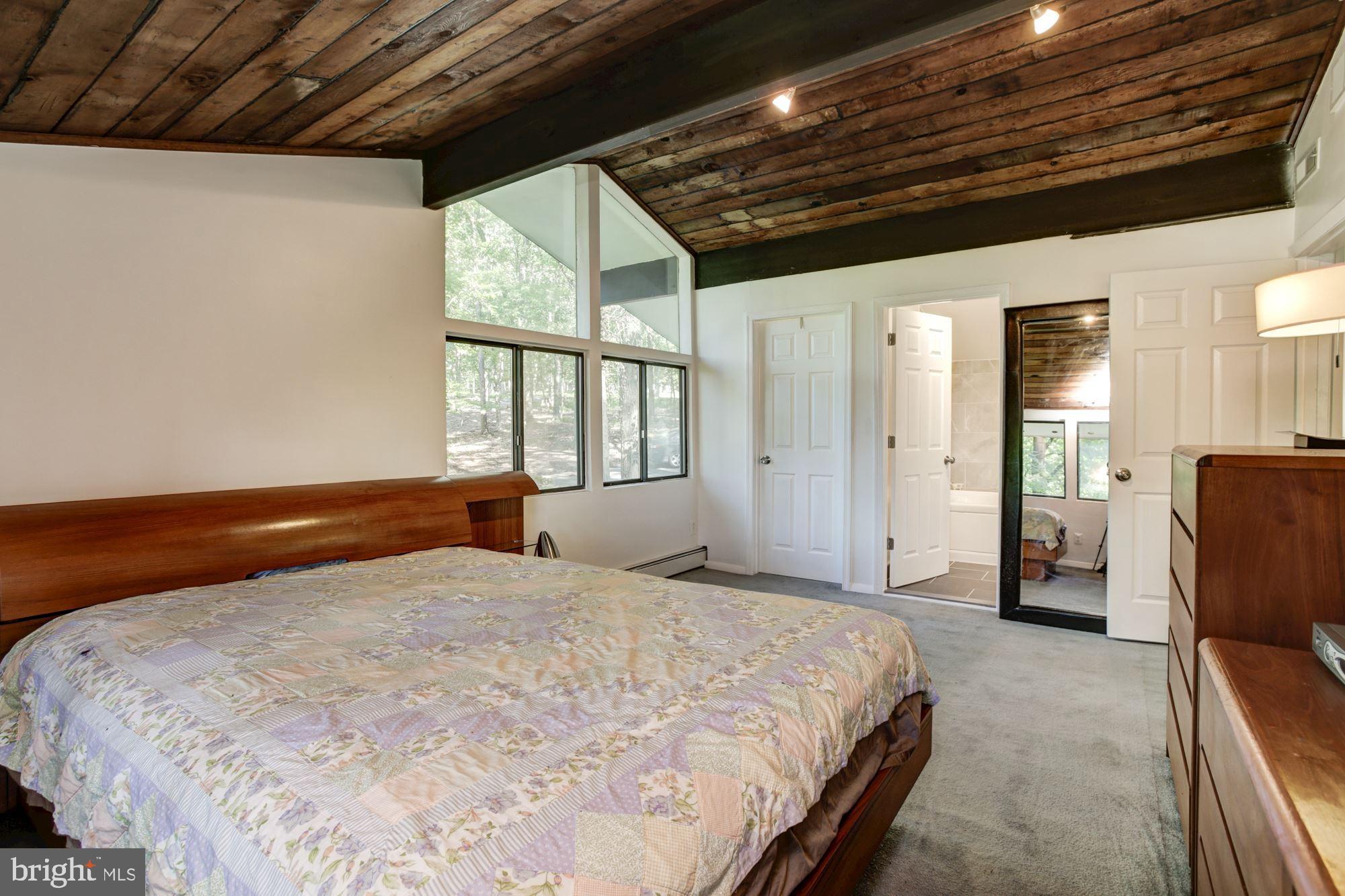 CLARKSVILLE HUNT - Residential