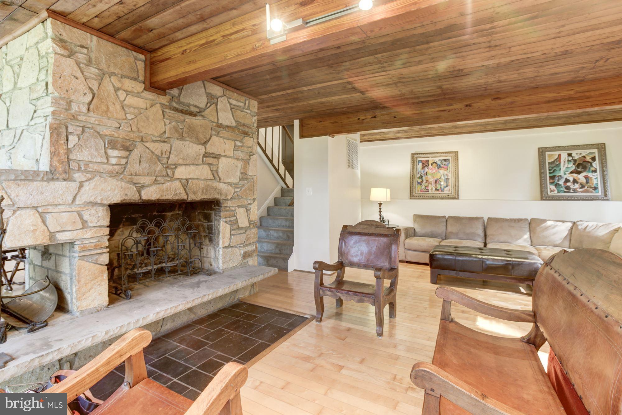 CLARKSVILLE HUNT - Residential