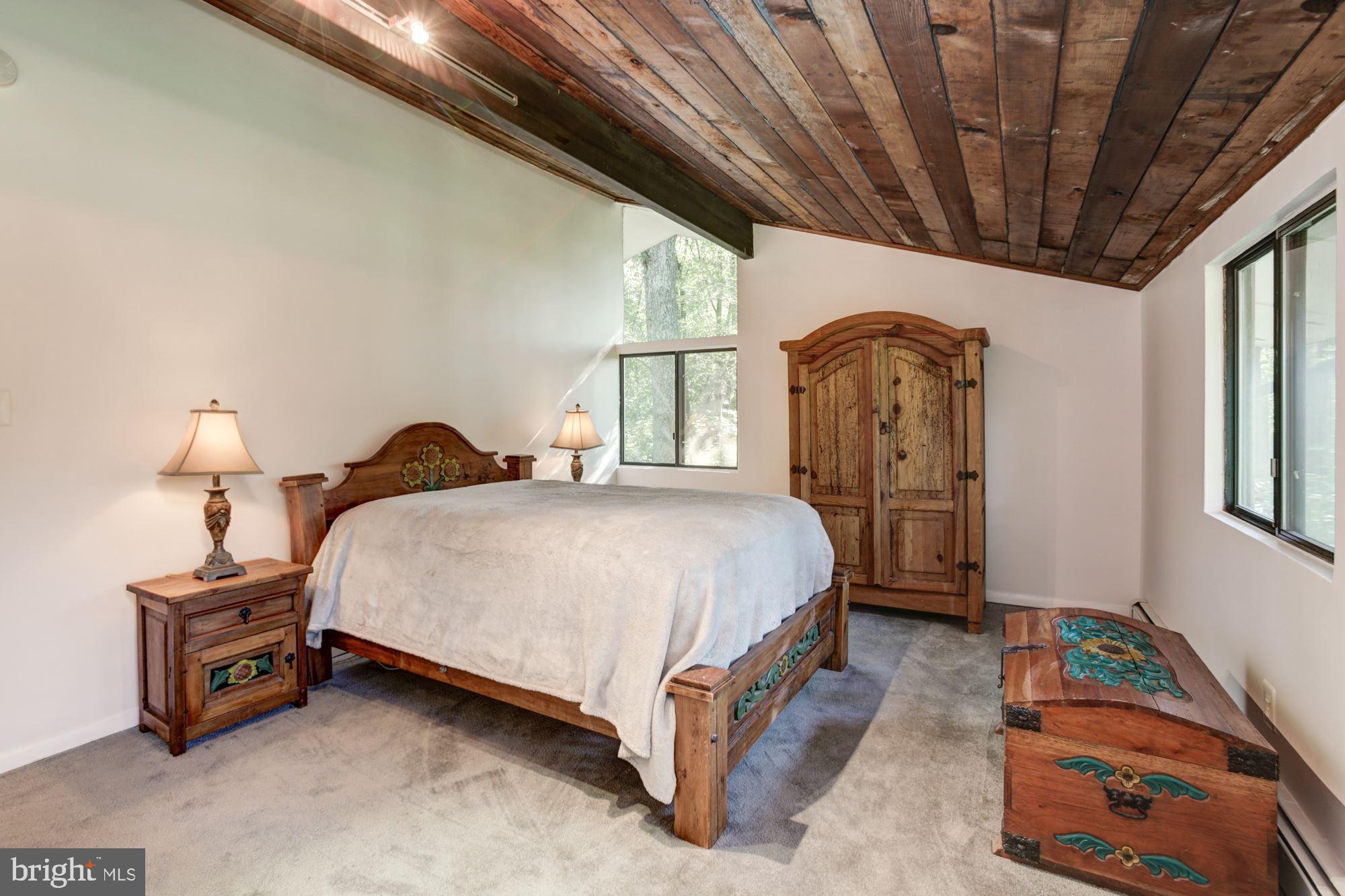 CLARKSVILLE HUNT - Residential