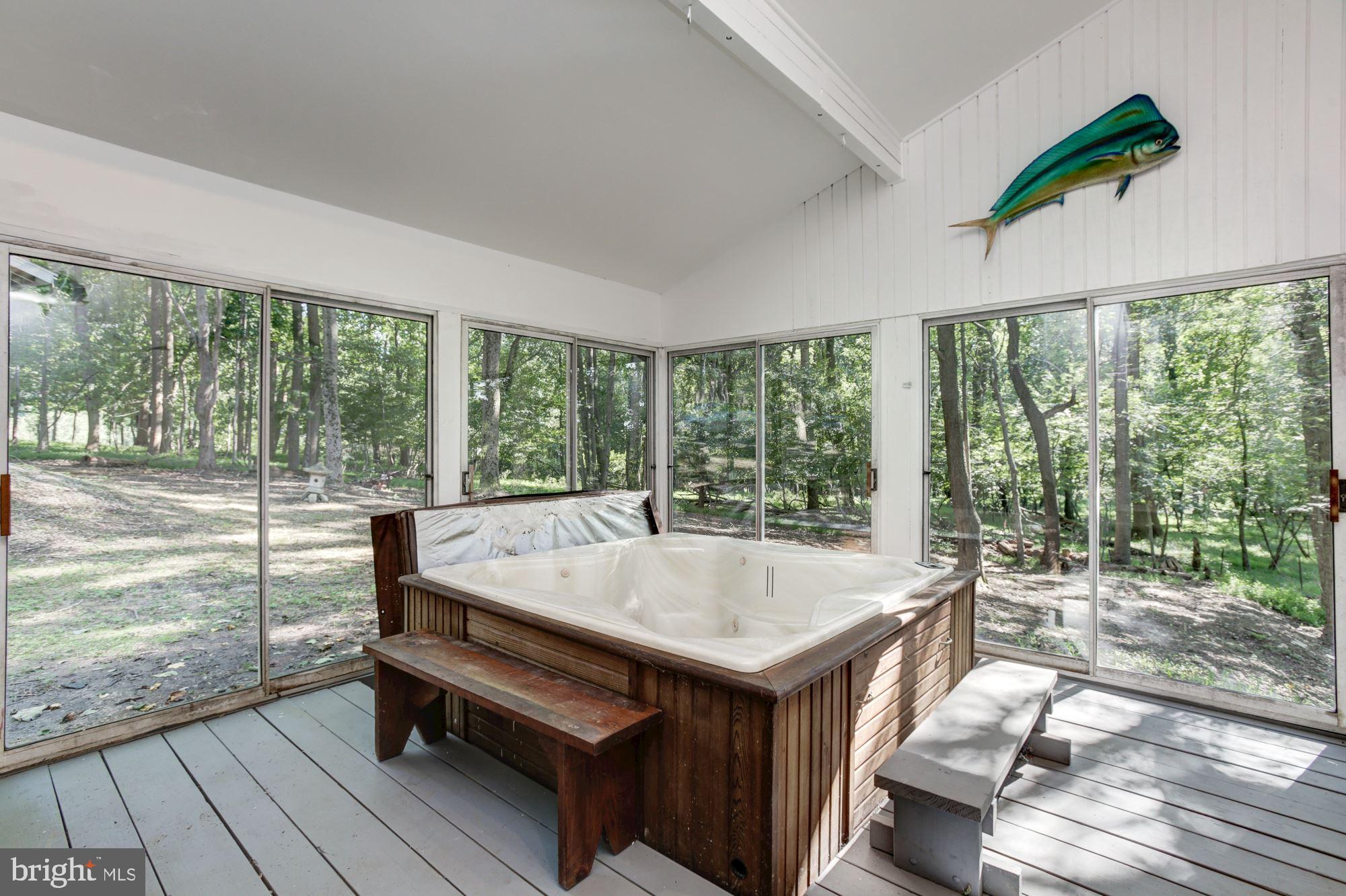 CLARKSVILLE HUNT - Residential