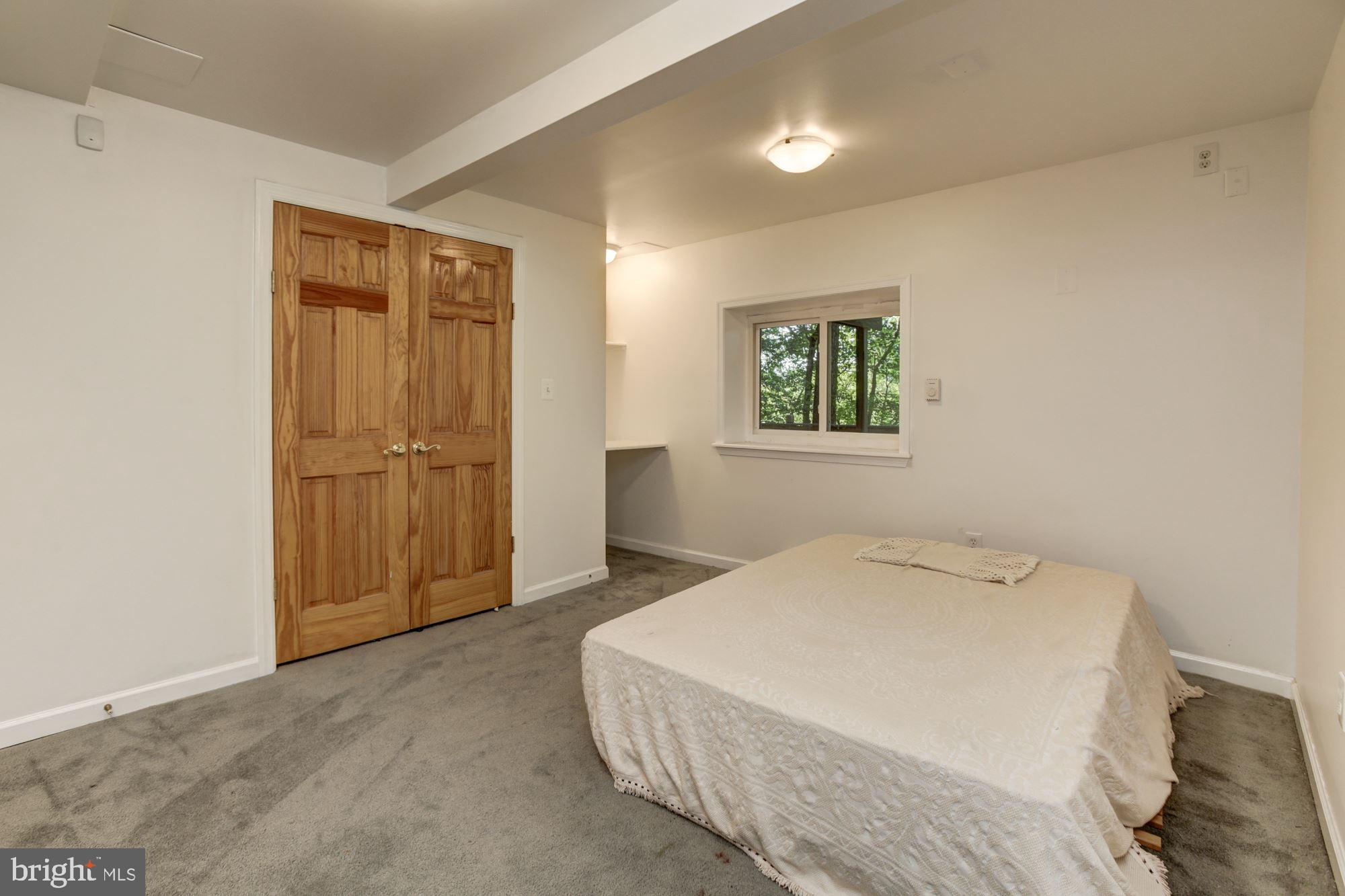 CLARKSVILLE HUNT - Residential